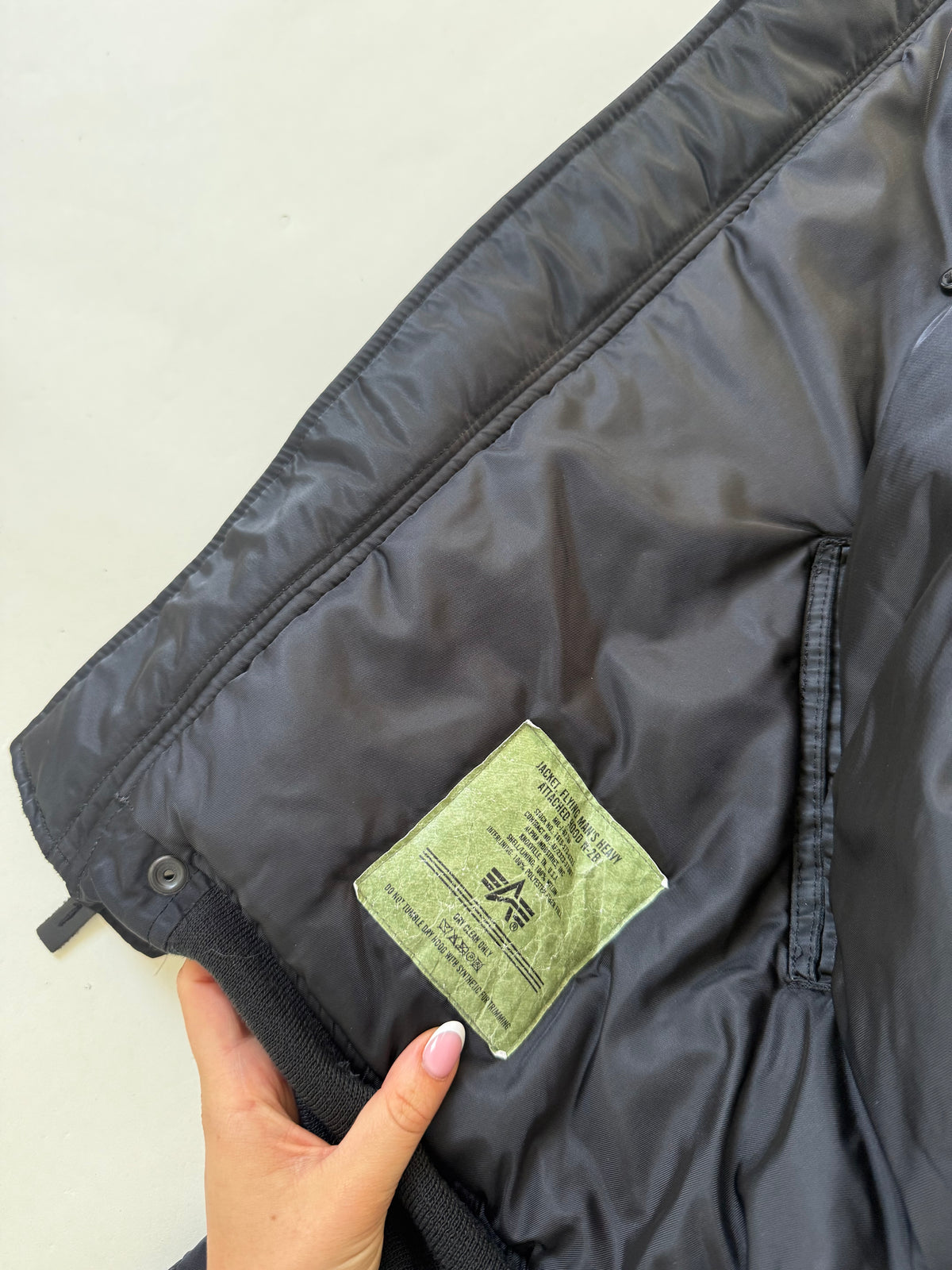 Alpha Industries Utility Bomber Jacket (L)