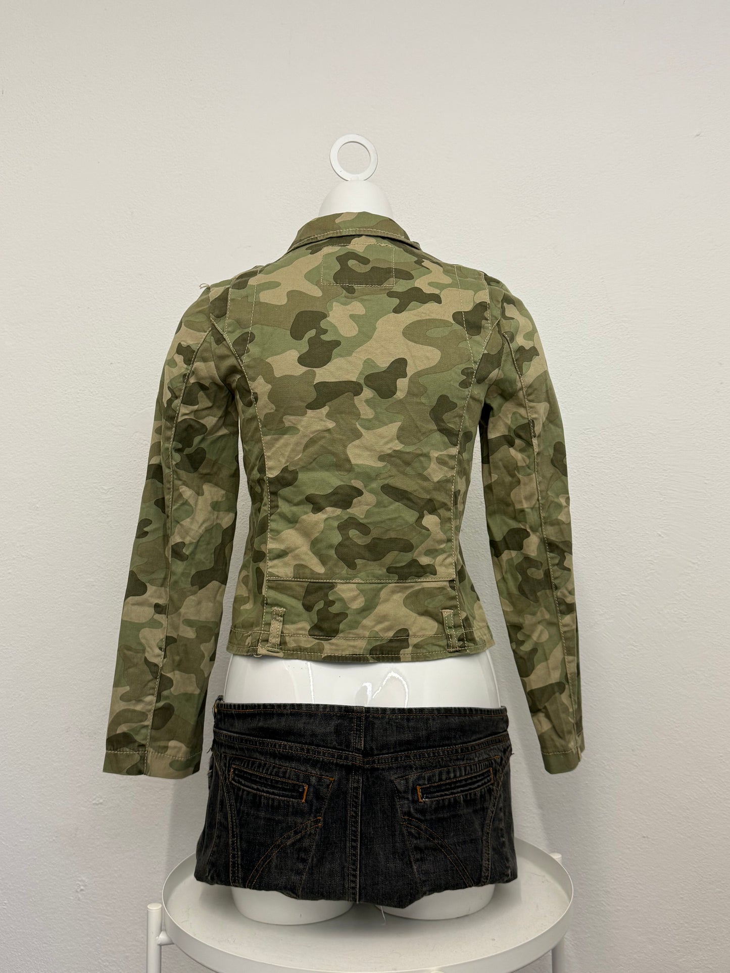 Guess Camo Jacket (S)