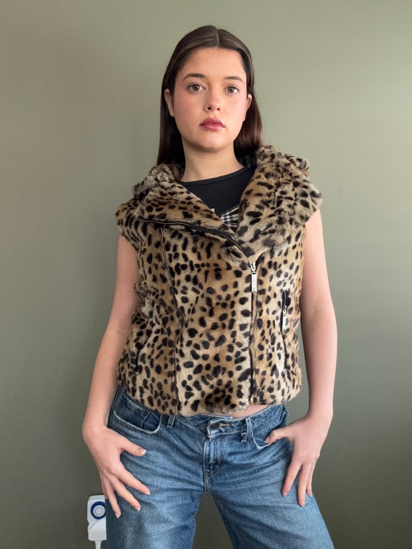 Guess Faux Fur Gilet (XL)