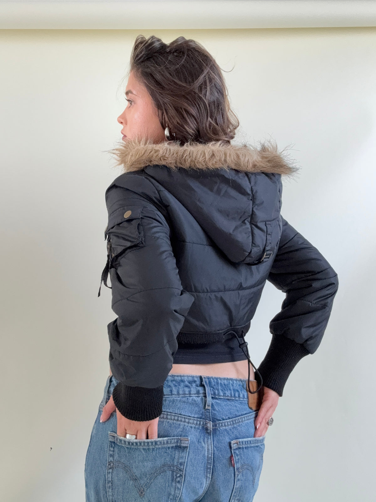 Cropped Y2K Puffer Jacket (M)