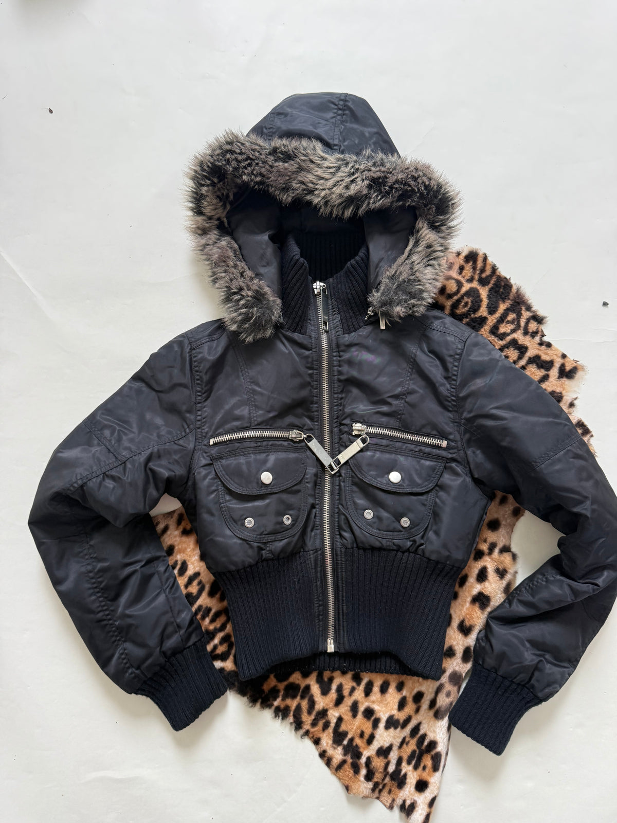 Y2K Fitted Puffer Jacket (UK8)