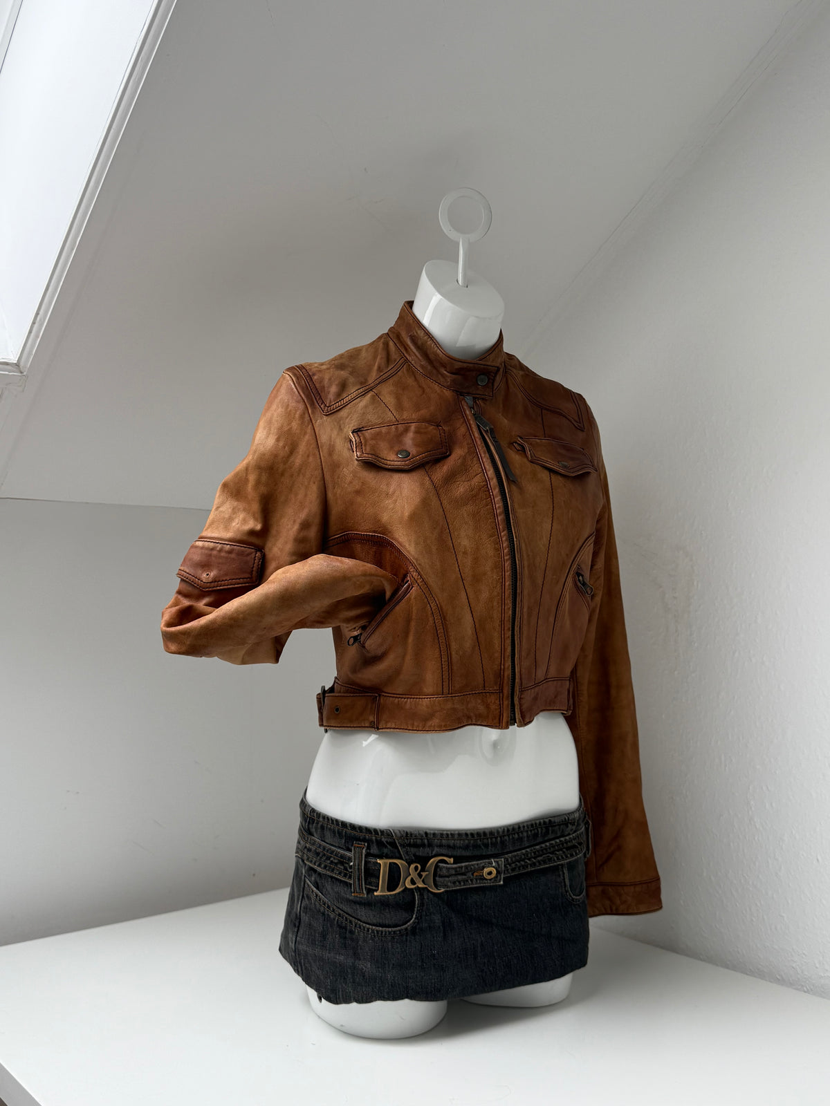 Vintage Cropped Leather Jacket (L)