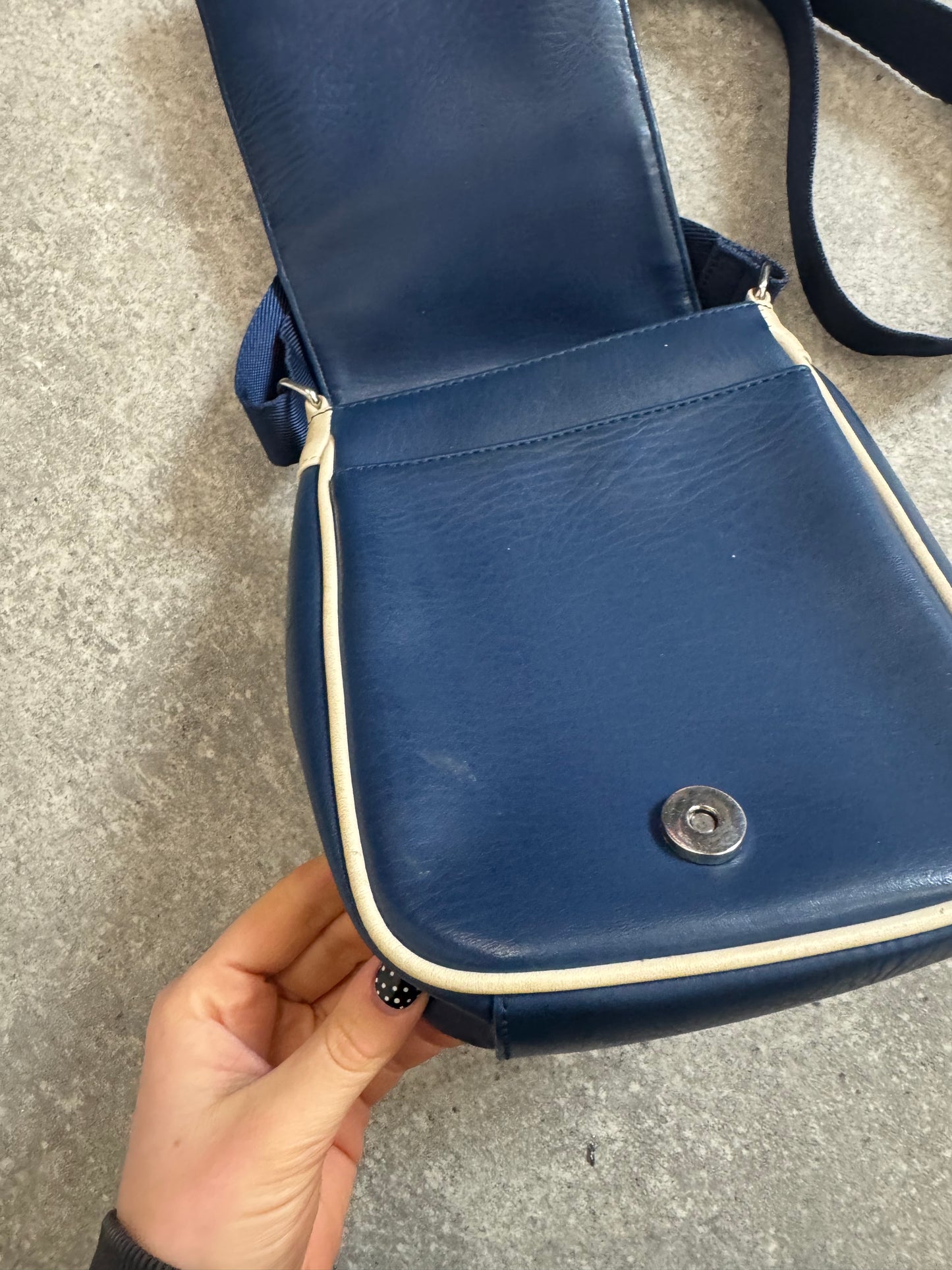 Guess Crossbody Bag