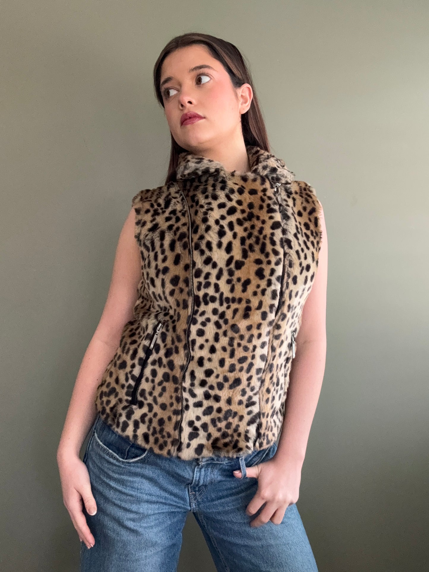 Guess Faux Fur Gilet (XL)