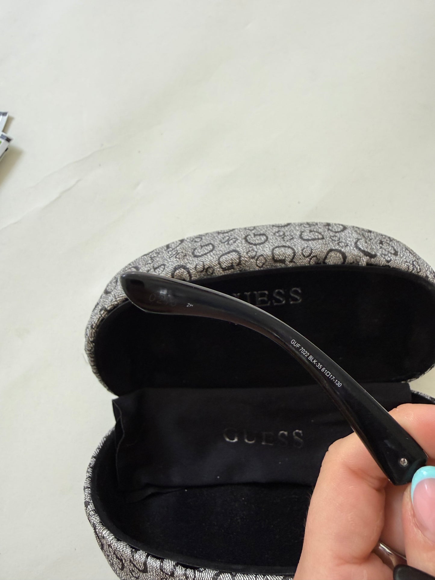 Guess Y2K Sunglasses