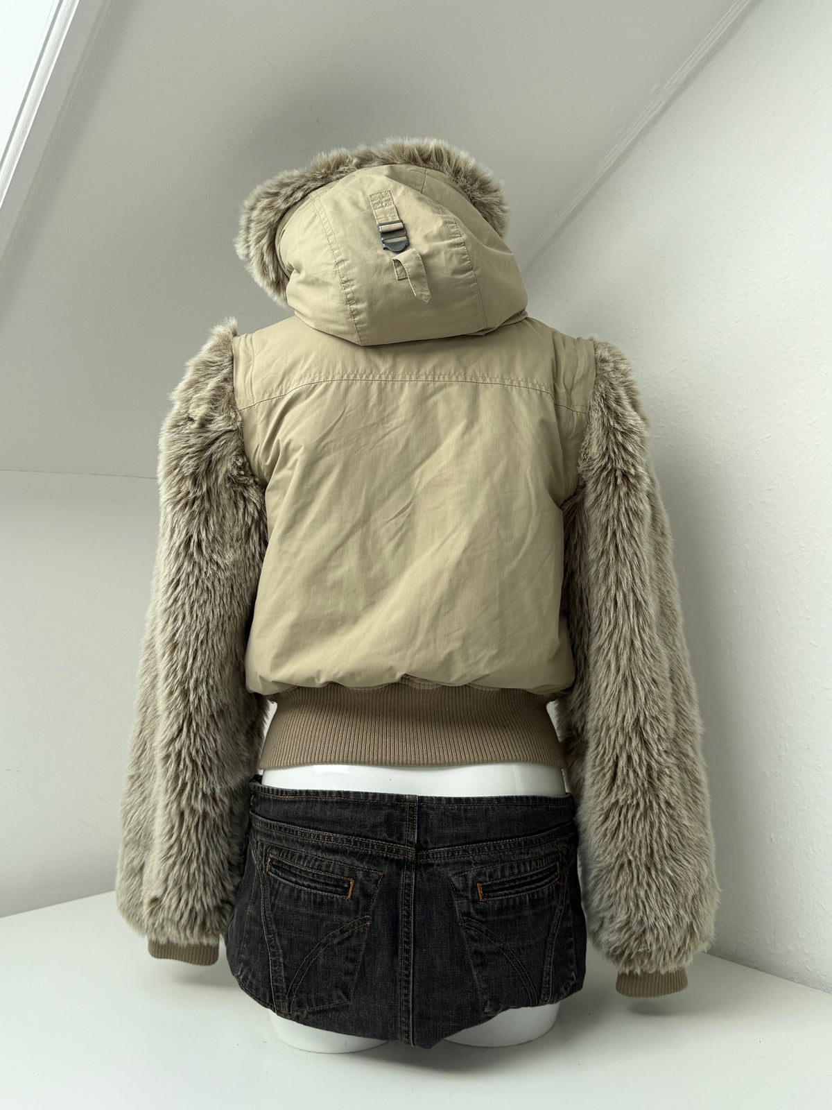 Bench Bomber Jacket (S)