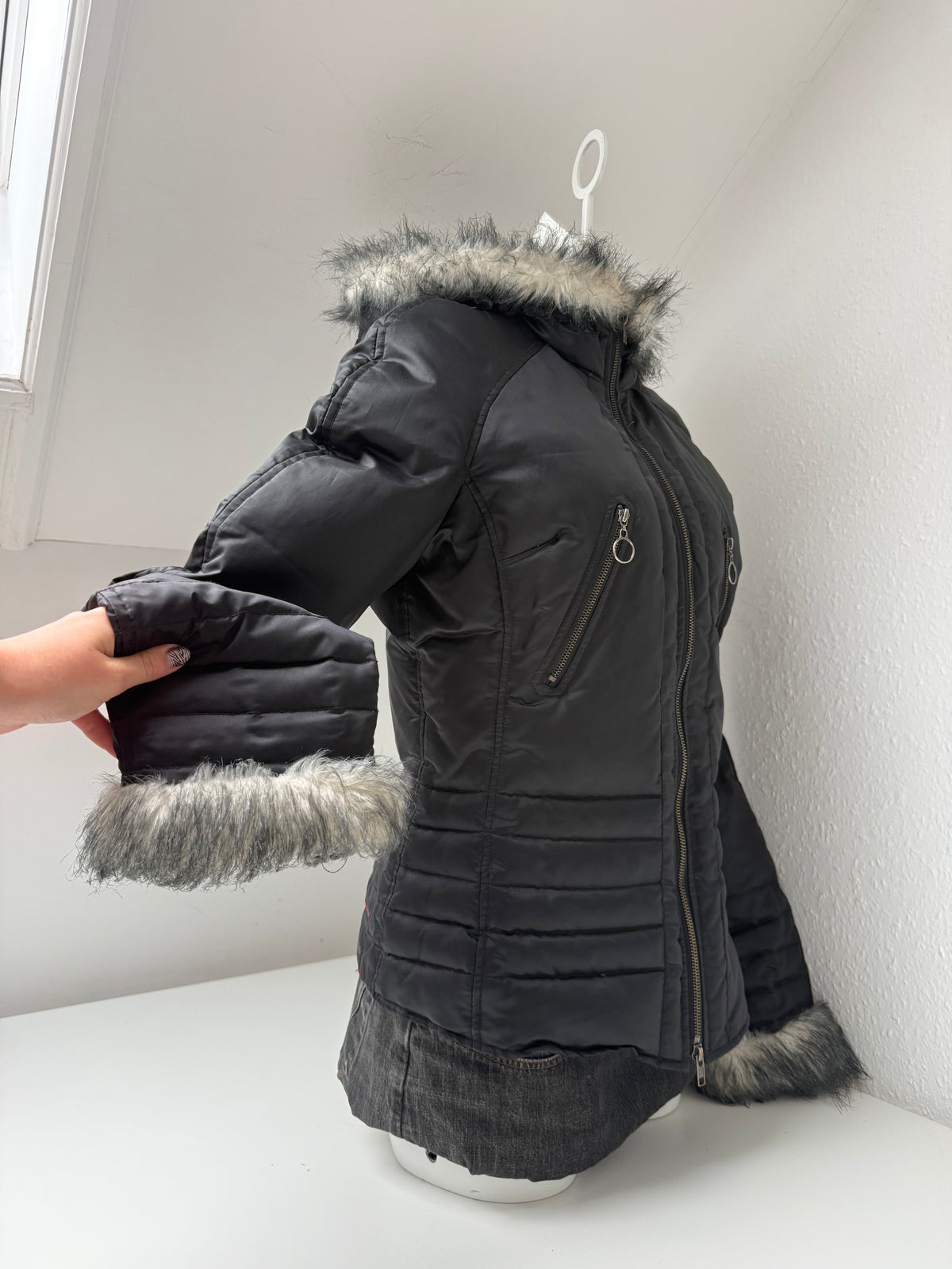 Guess Fitted Coat (M)