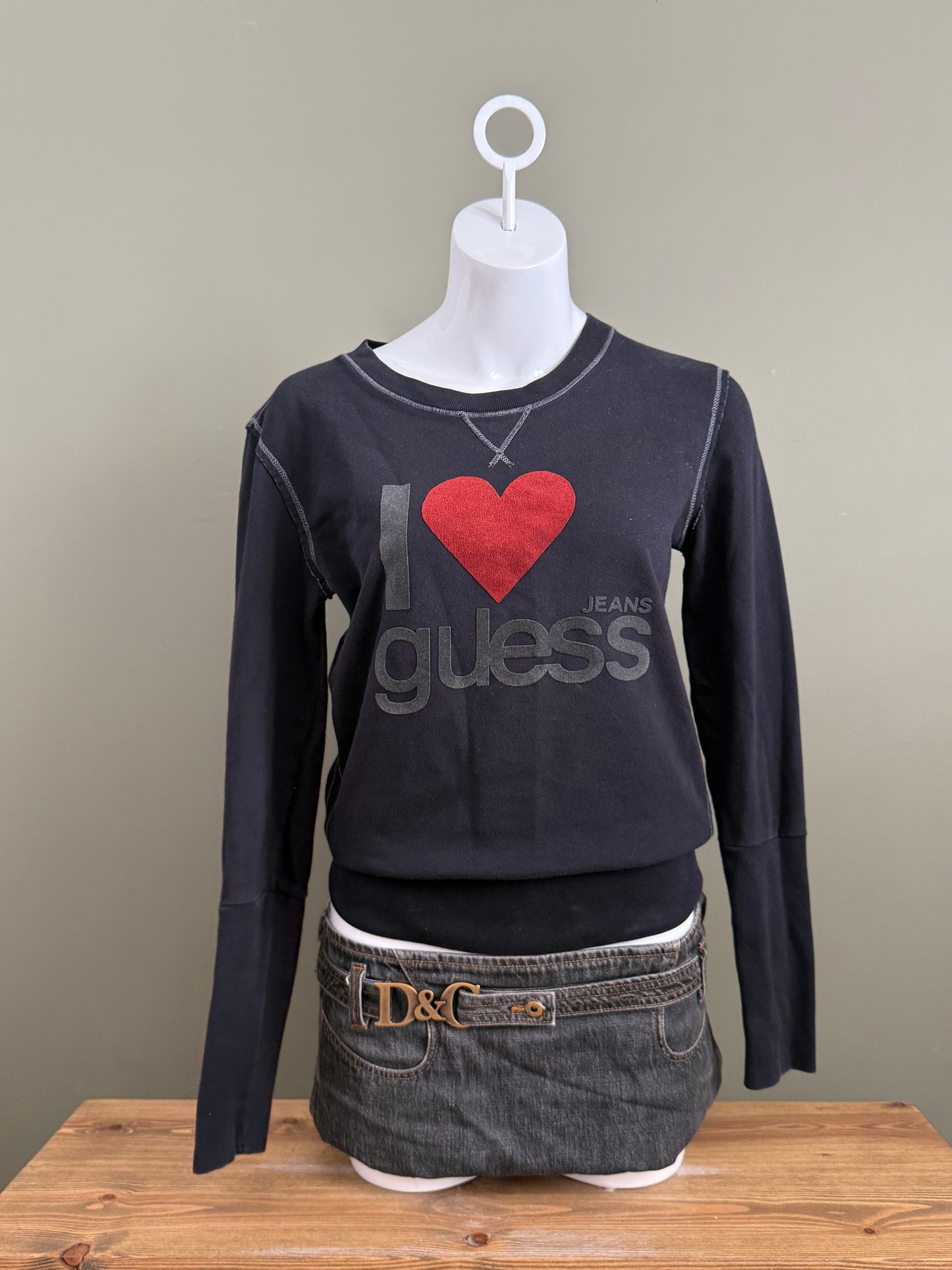 Guess Sweatshirt (M)