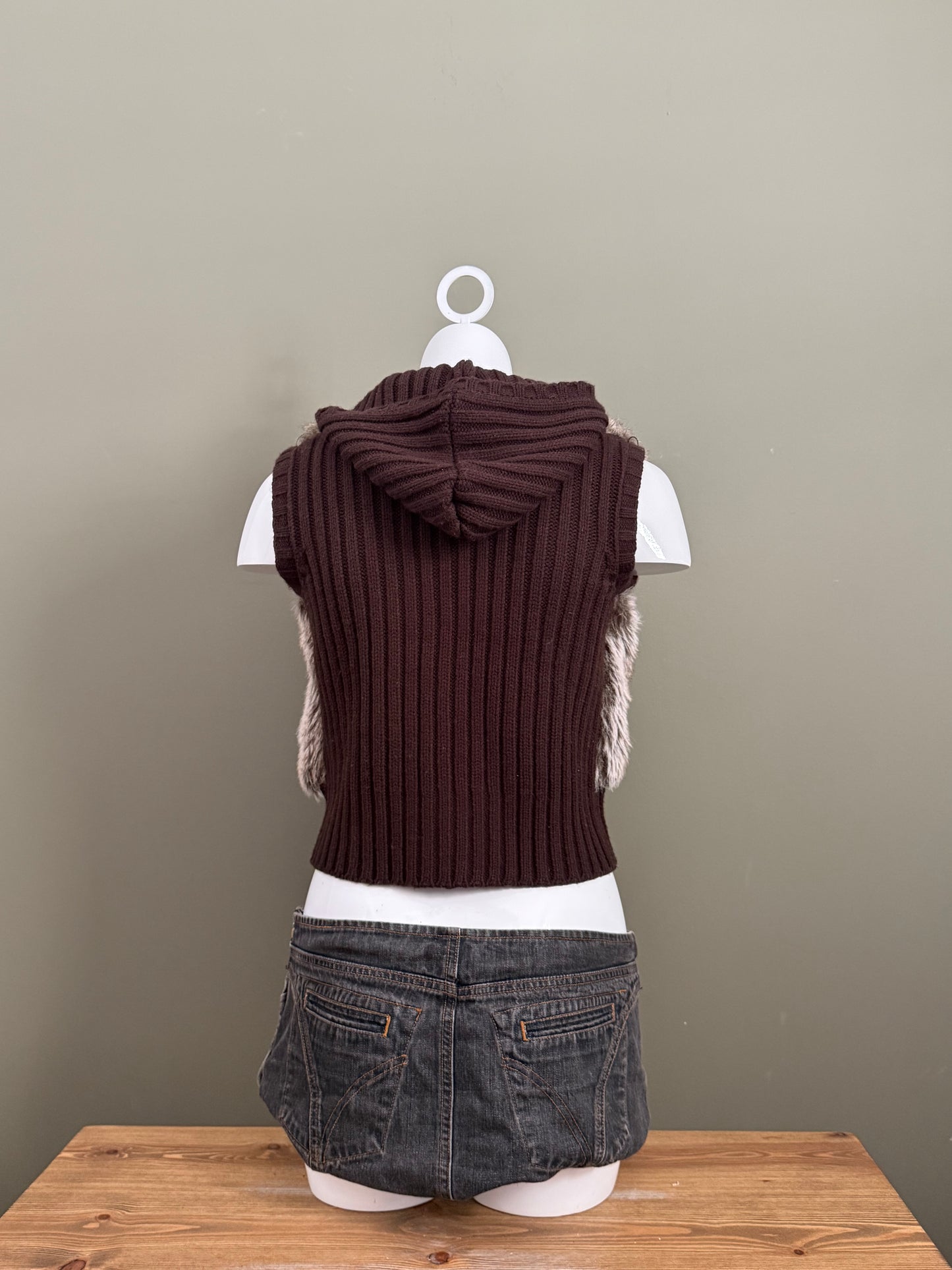 Faux Fur Cropped Gilet (XS)