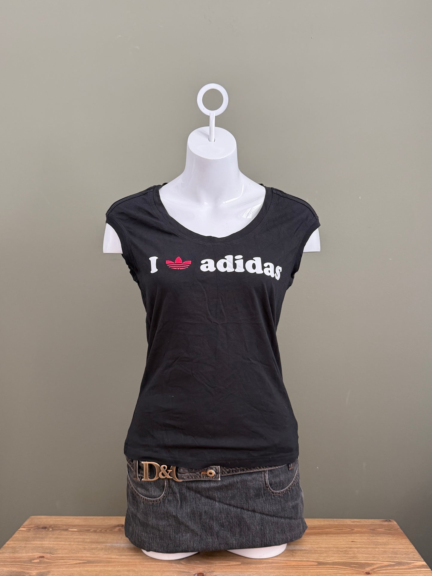 Adidas Top (UK16)