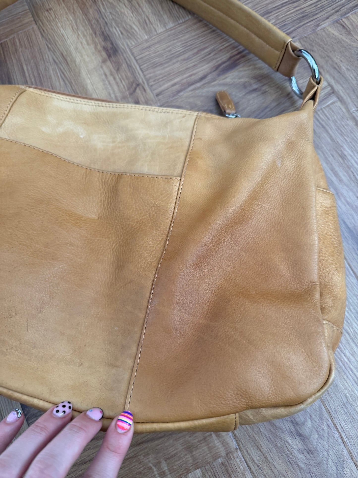 Vintage Leather Buckle Shoulder Bag