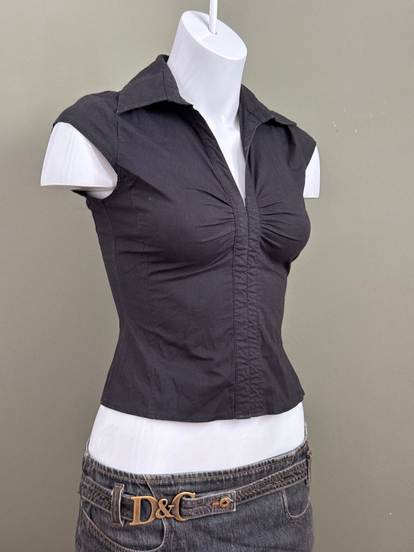 Hook & Eye Fitted Blouse (UK8)