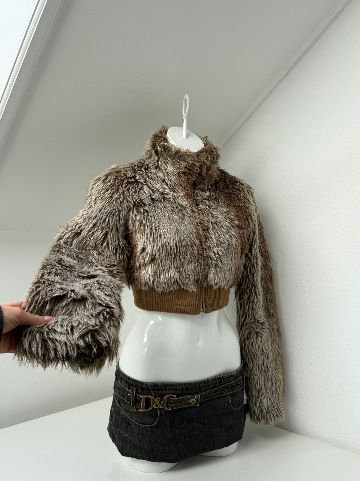 Cropped Faux Fur Jacket (UK10)