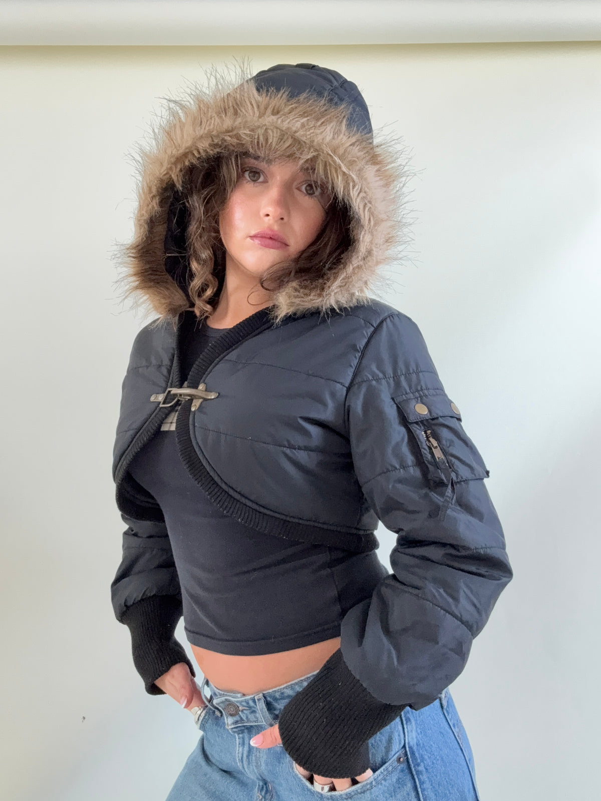 Cropped Y2K Puffer Jacket (M)