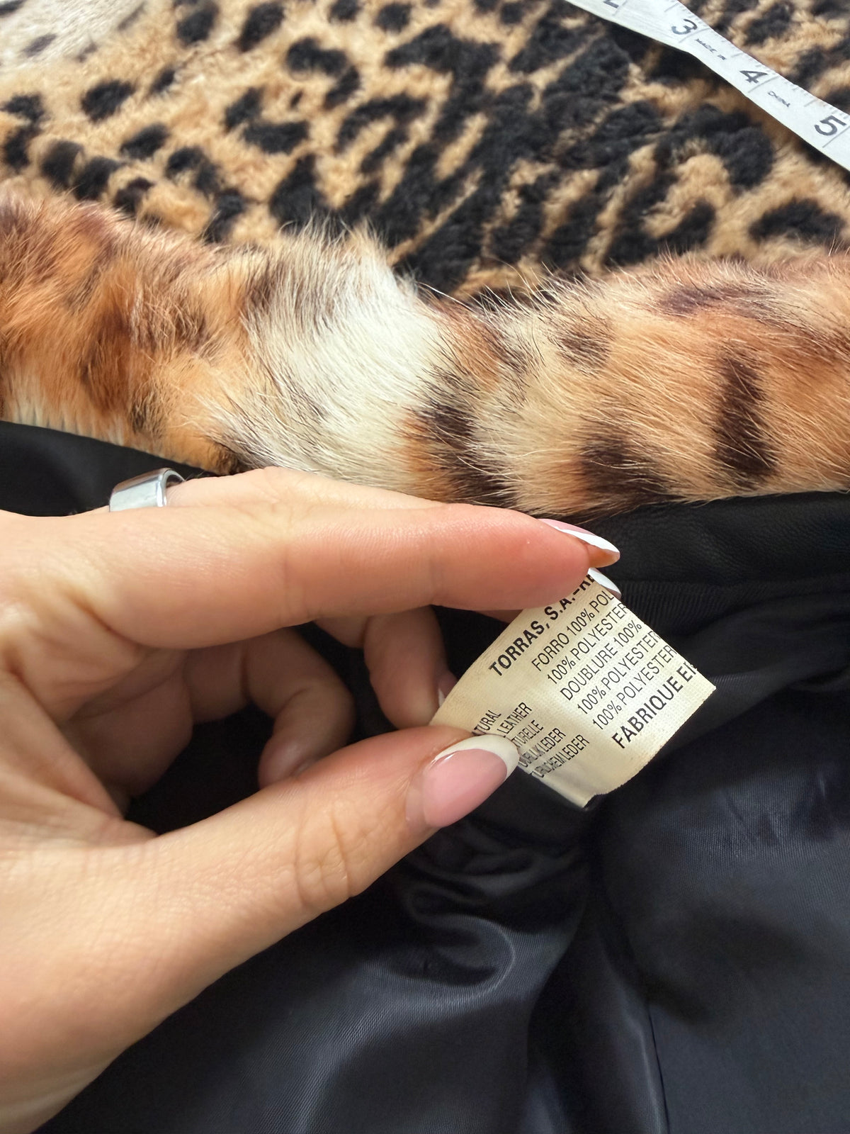 Leopard Faux Fur Jacket With Leather Accents (M)