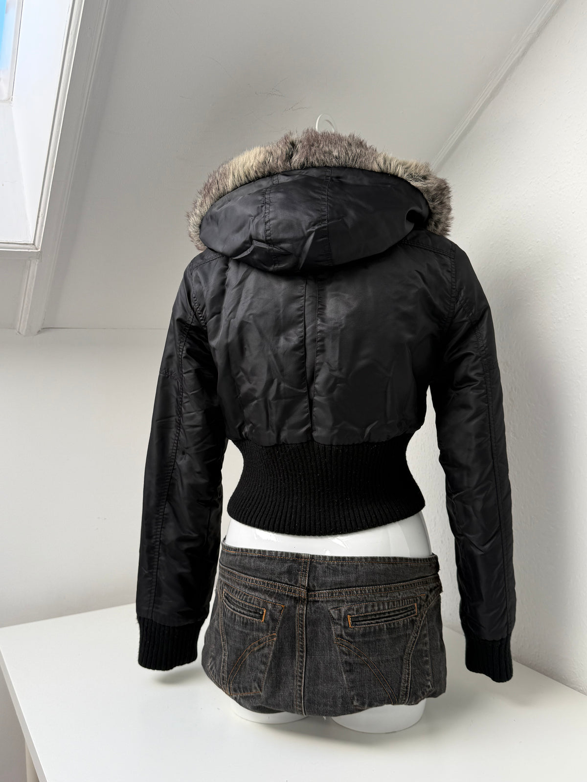 Fitted Y2K Puffer Jacket (UK12)