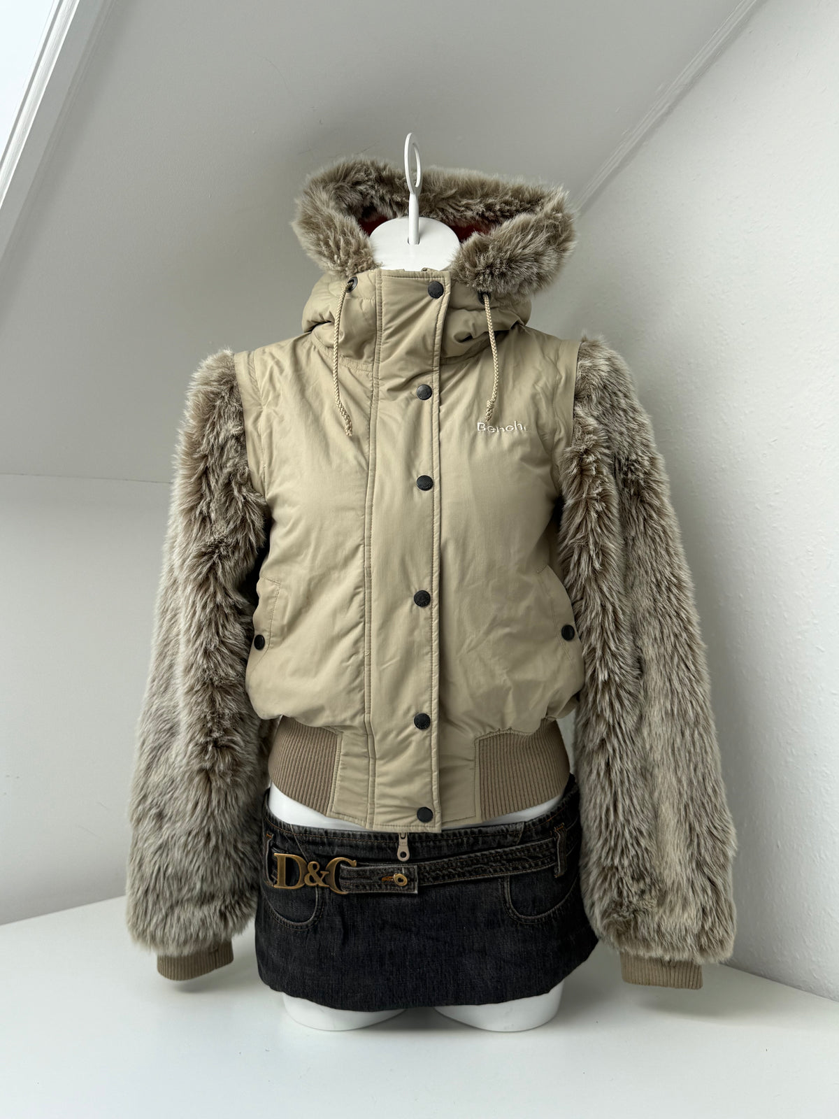 Bench Bomber Jacket (S)
