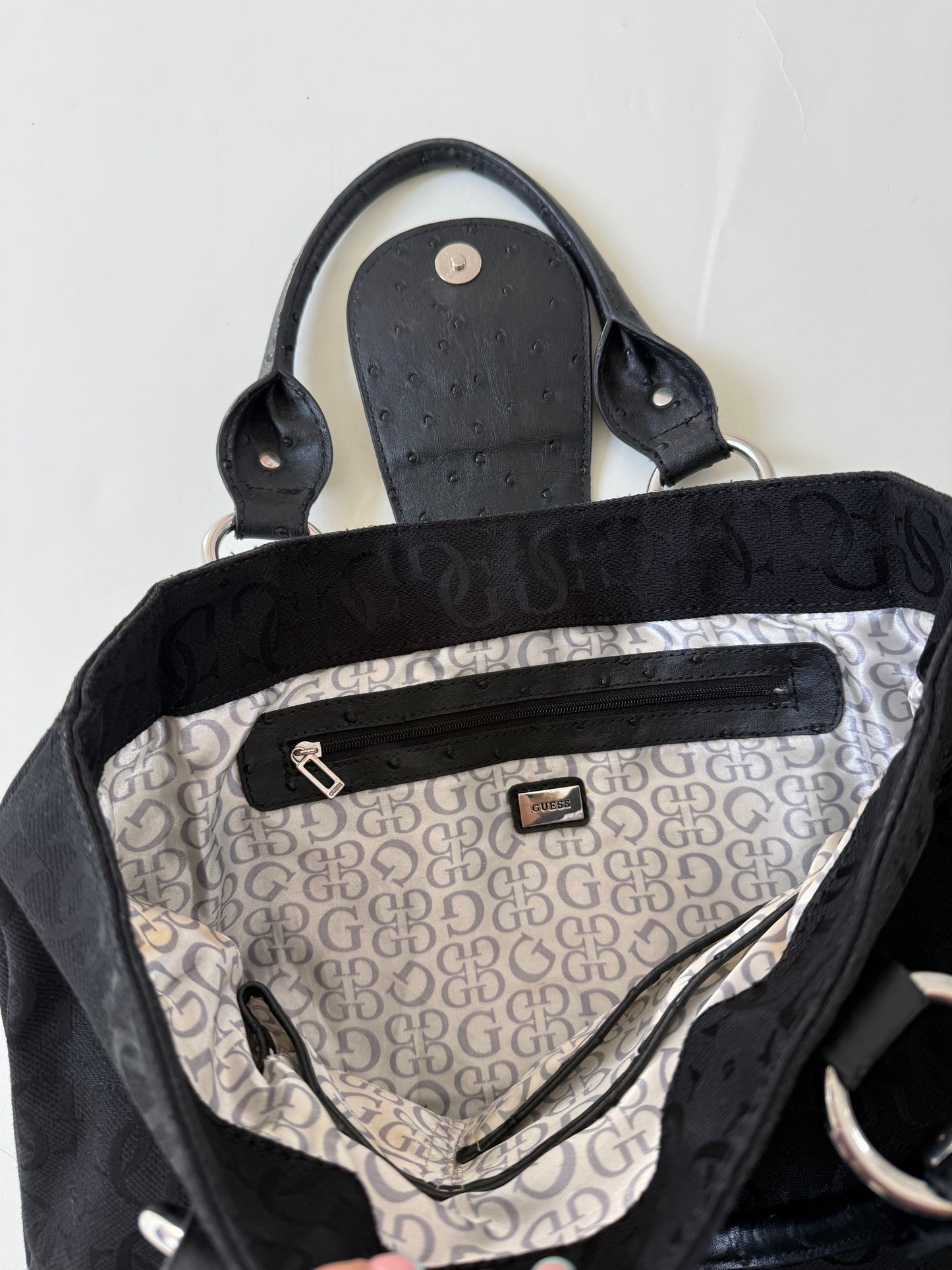 Guess Shoulder Bag