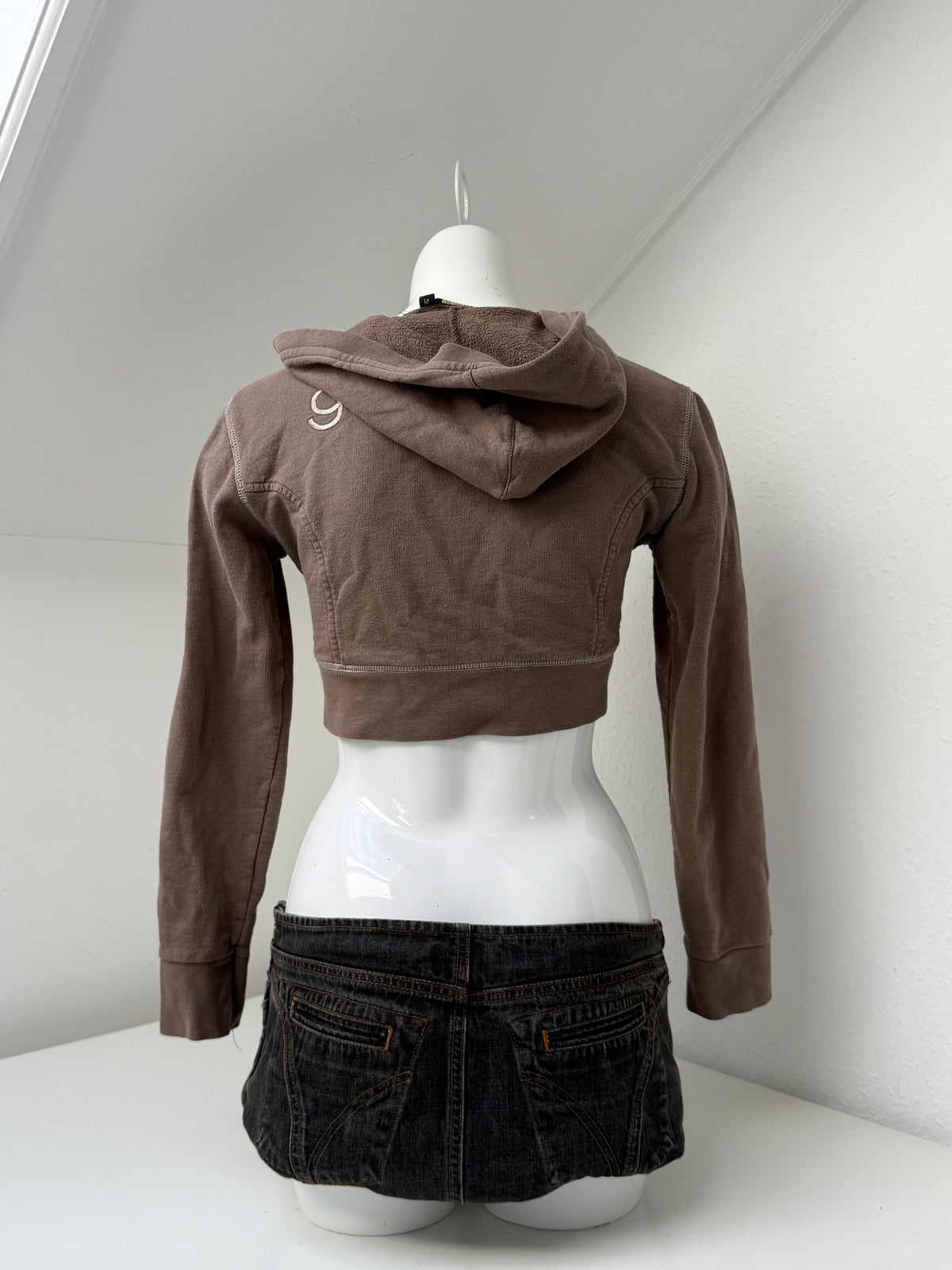 Golddigga Ultra Cropped Zip Hoodie (M)