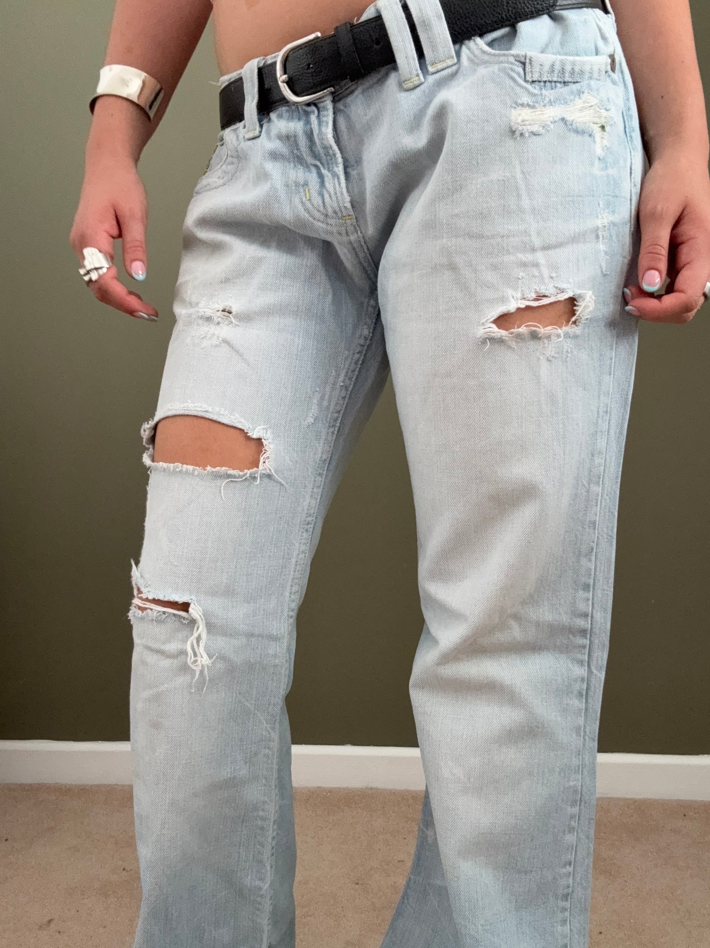 Y2K Distressed Baggy Jean (UK14)