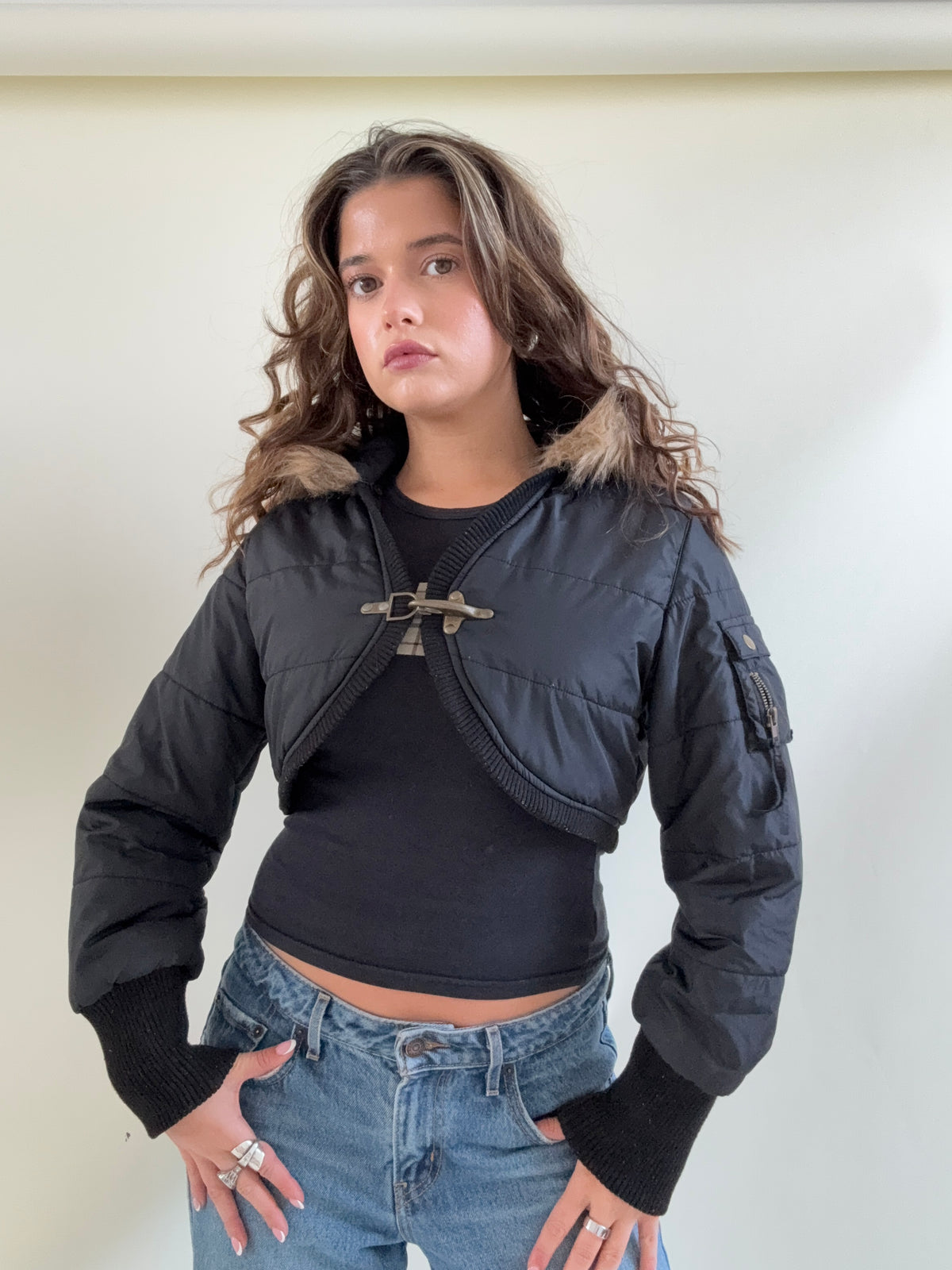 Cropped Y2K Puffer Jacket (M)