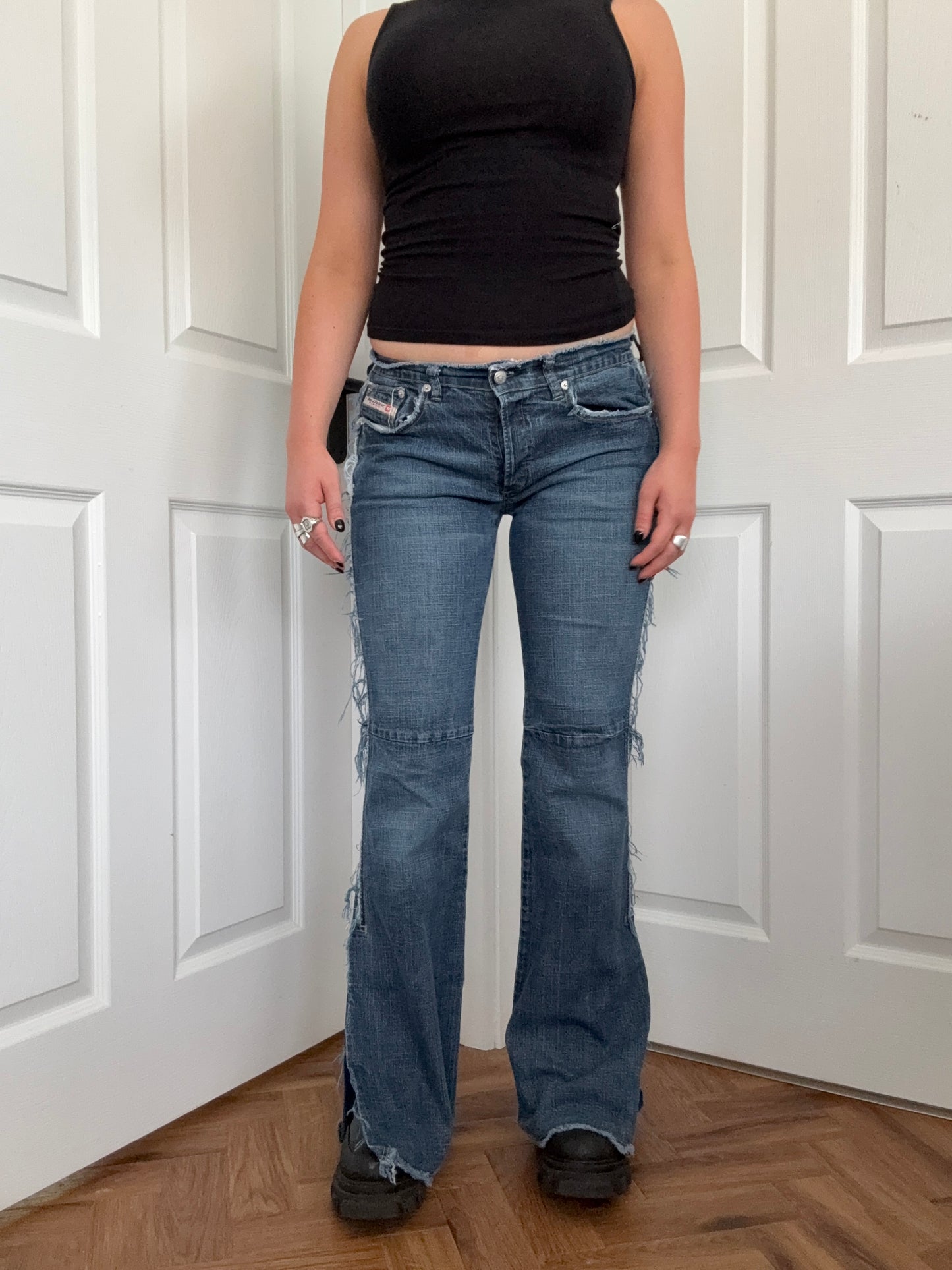 Diesel Distressed Jeans (31)