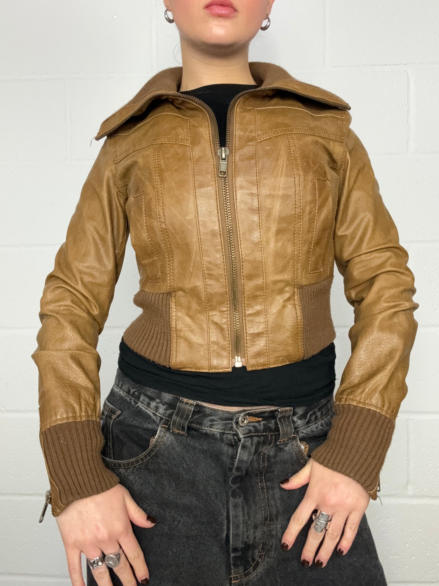 Fitted Y2K Leather Jacket (UK8)