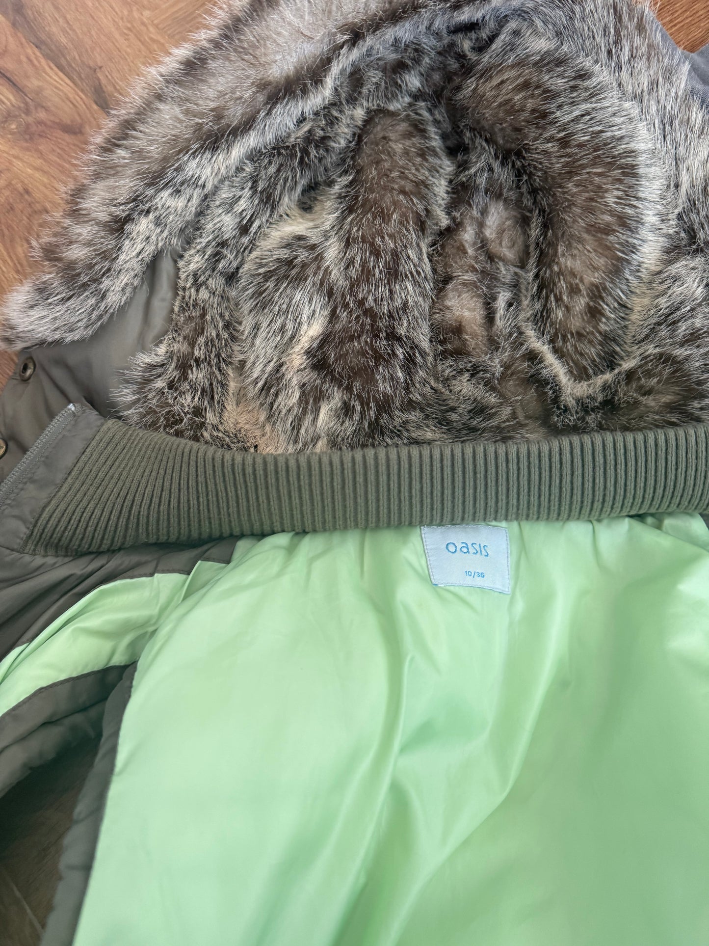 Khaki Y2K Gilet (UK8)