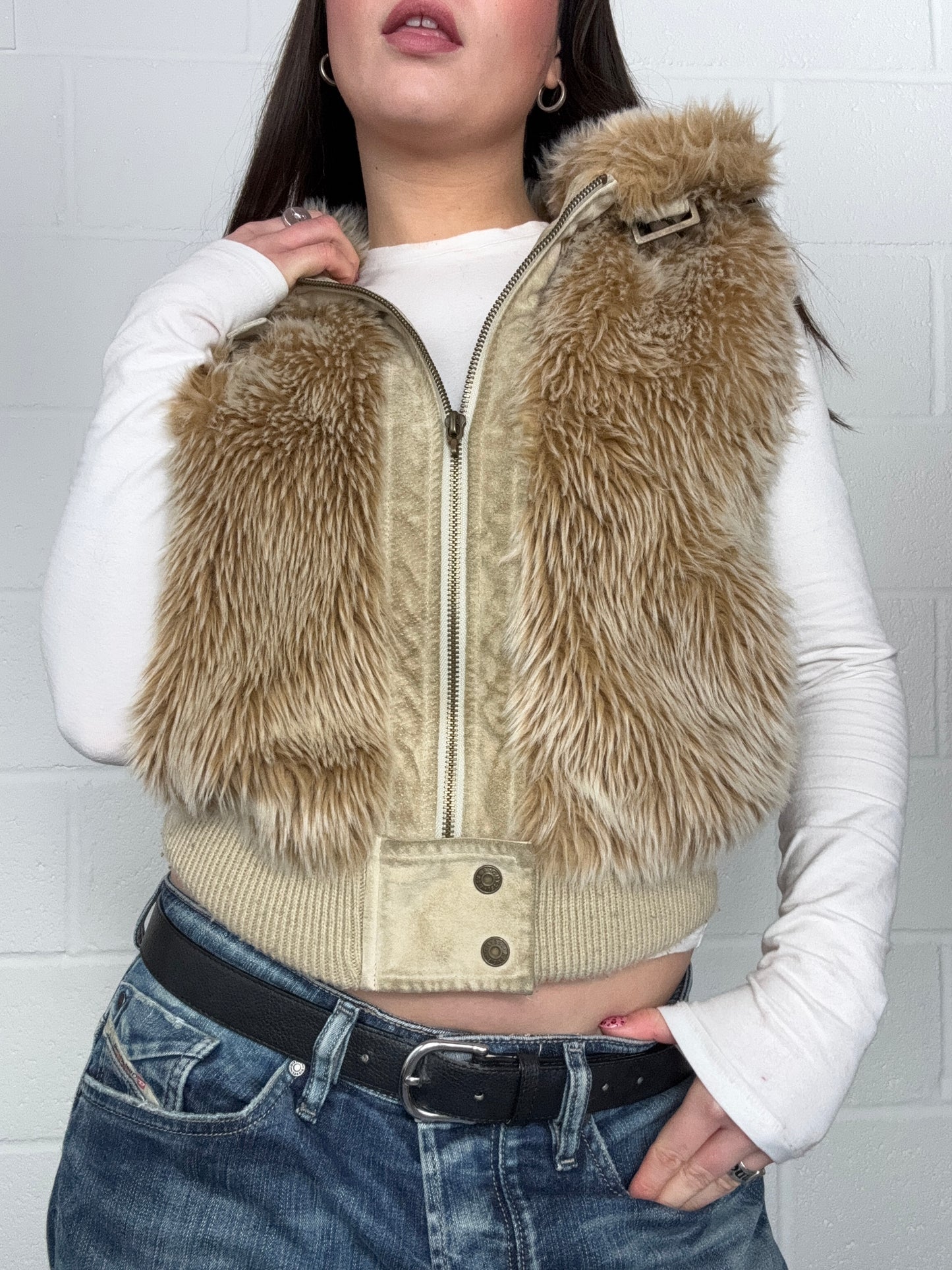 Y2K Faux Fur Gilet (UK14)