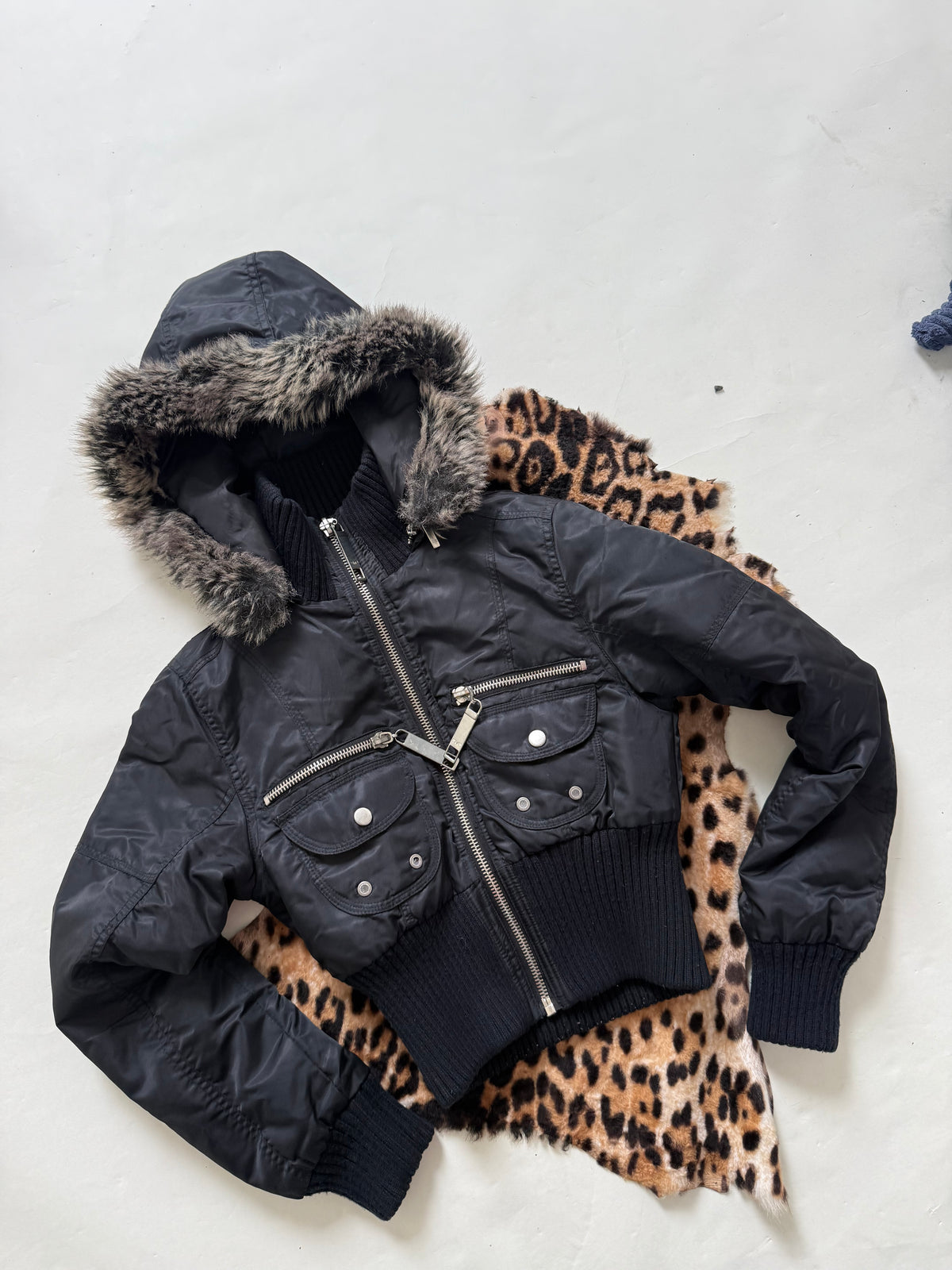 Y2K Fitted Puffer Jacket (UK8)