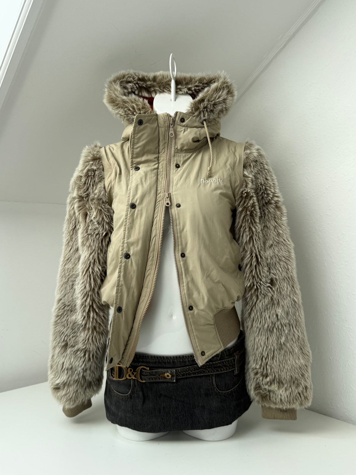 Bench Bomber Jacket (S)
