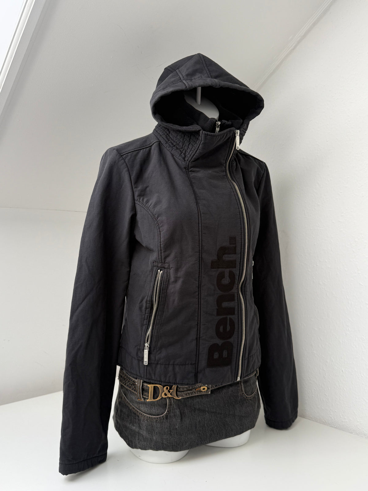 Bench Jacket (L)