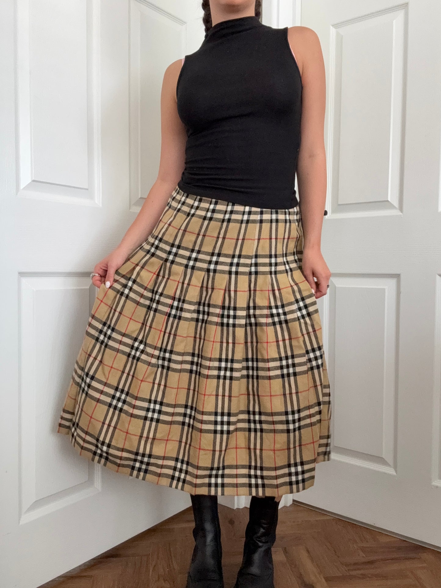 Vintage Burberry Wool Skirt (XS)