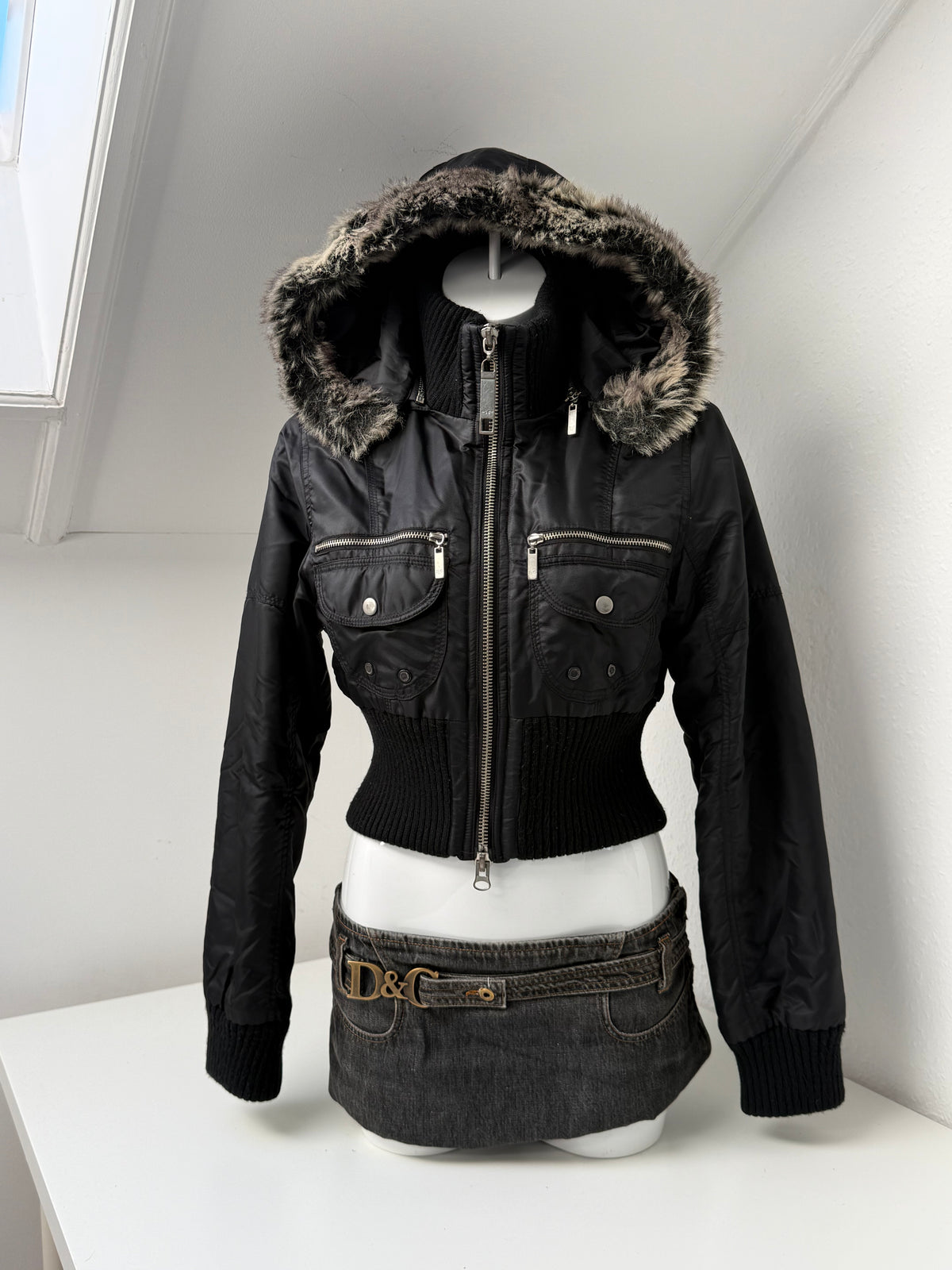 Fitted Y2K Puffer Jacket (UK12)