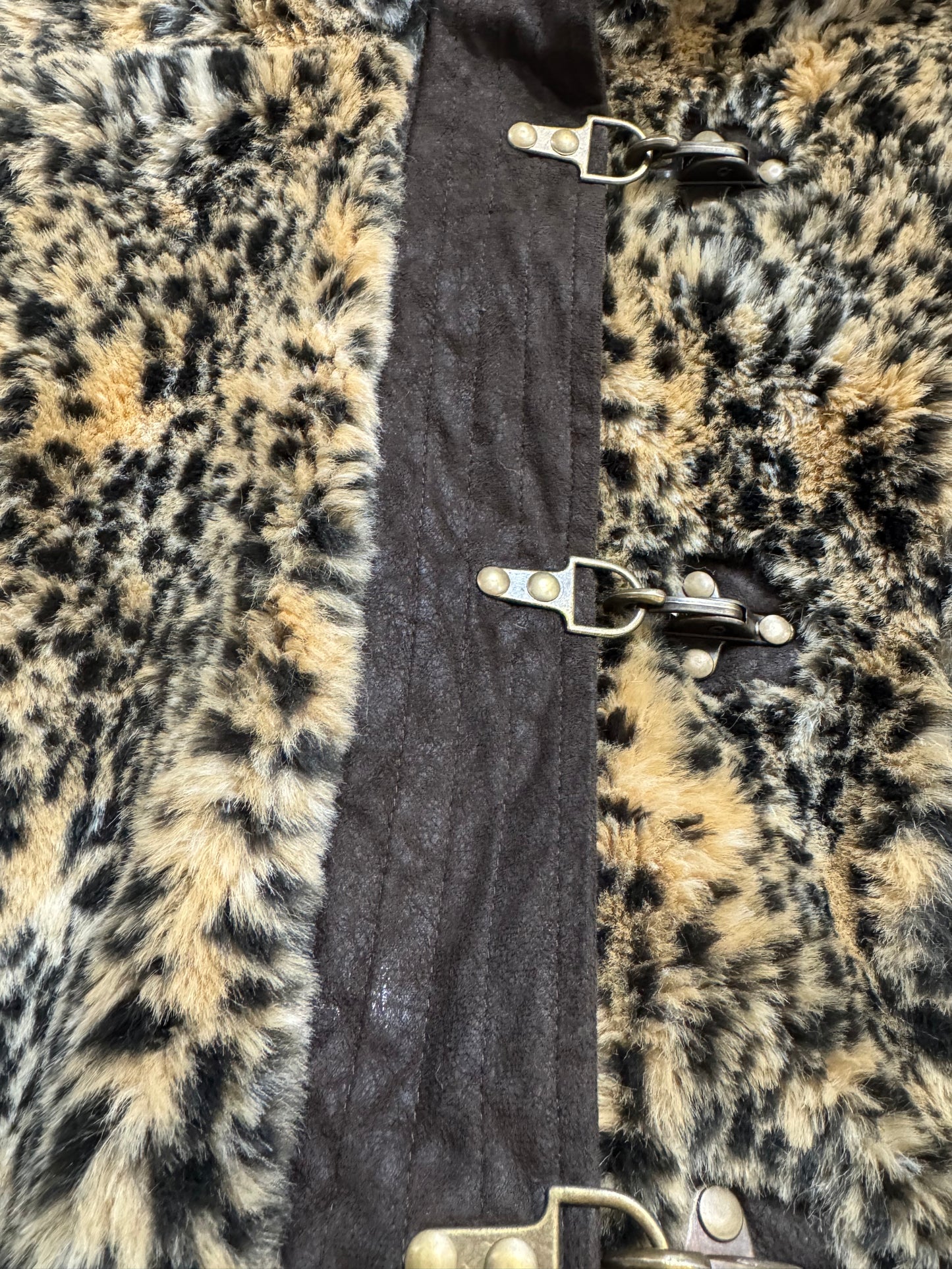 Y2K Leopard Faux Fur Jacket (M)