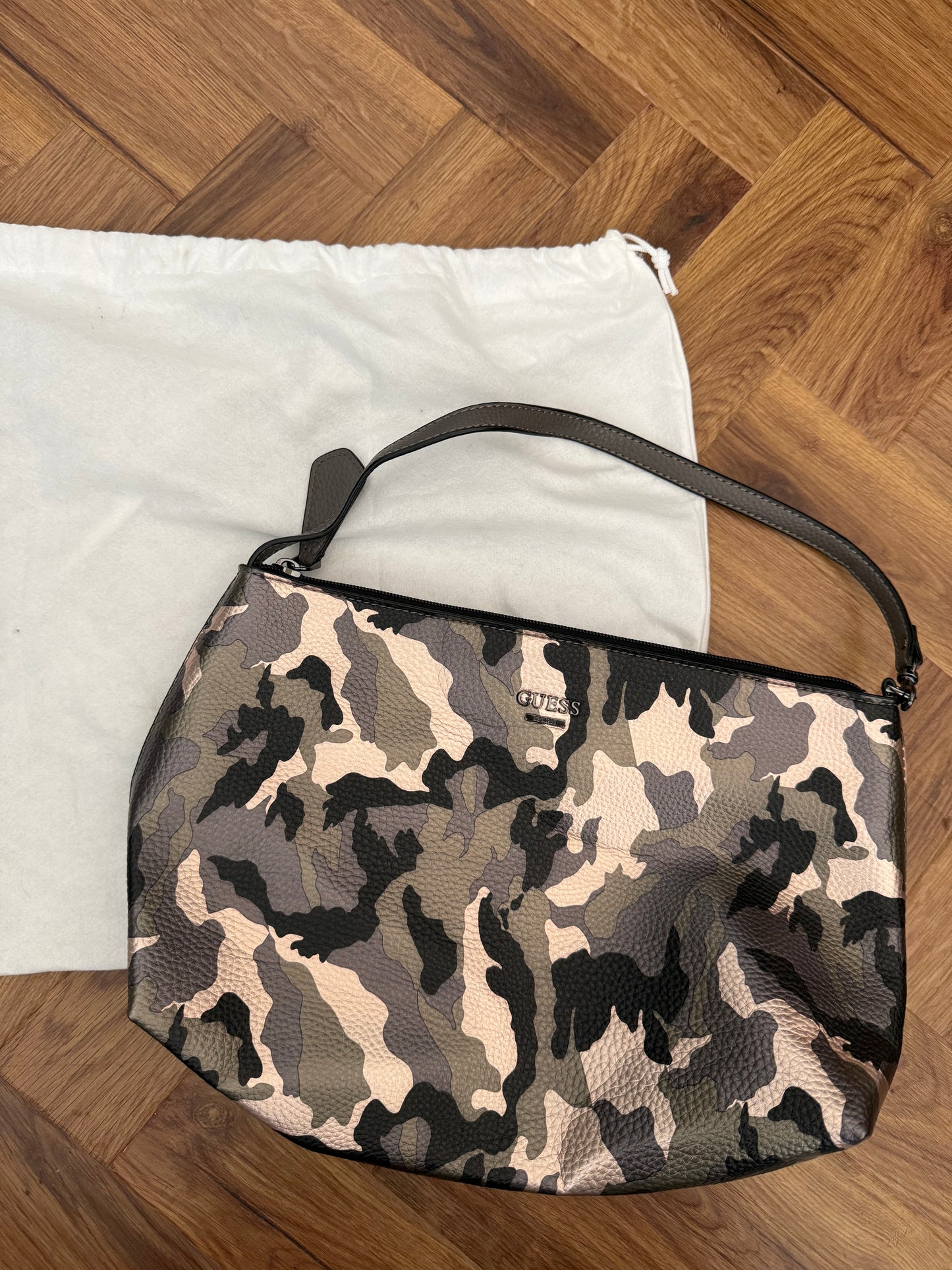 Guess Camouflage Shoulder Bag