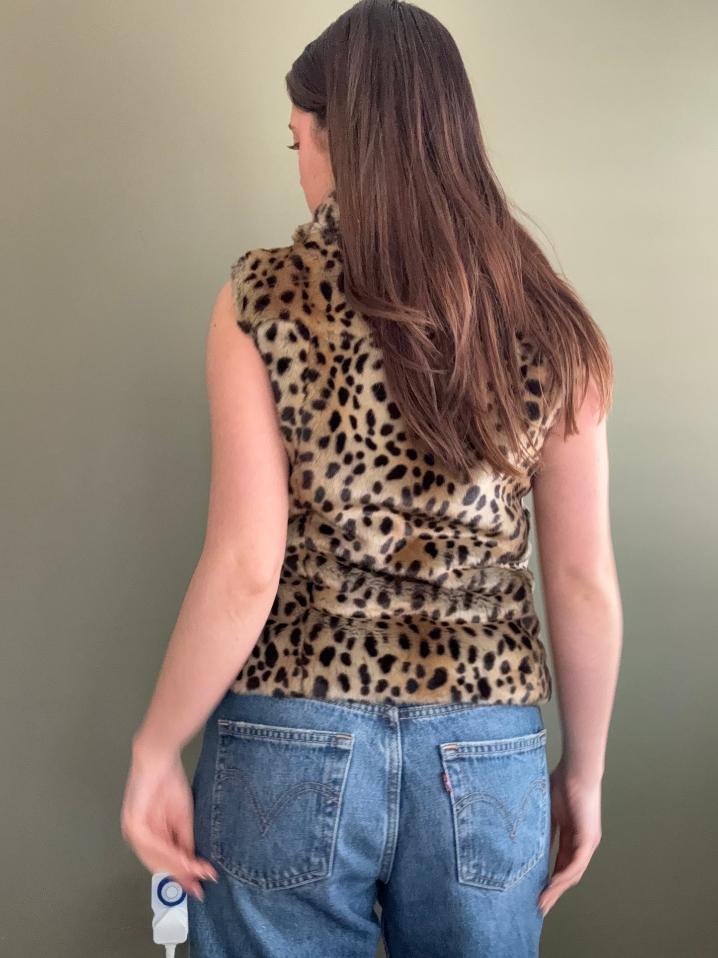 Guess Faux Fur Gilet (XL)