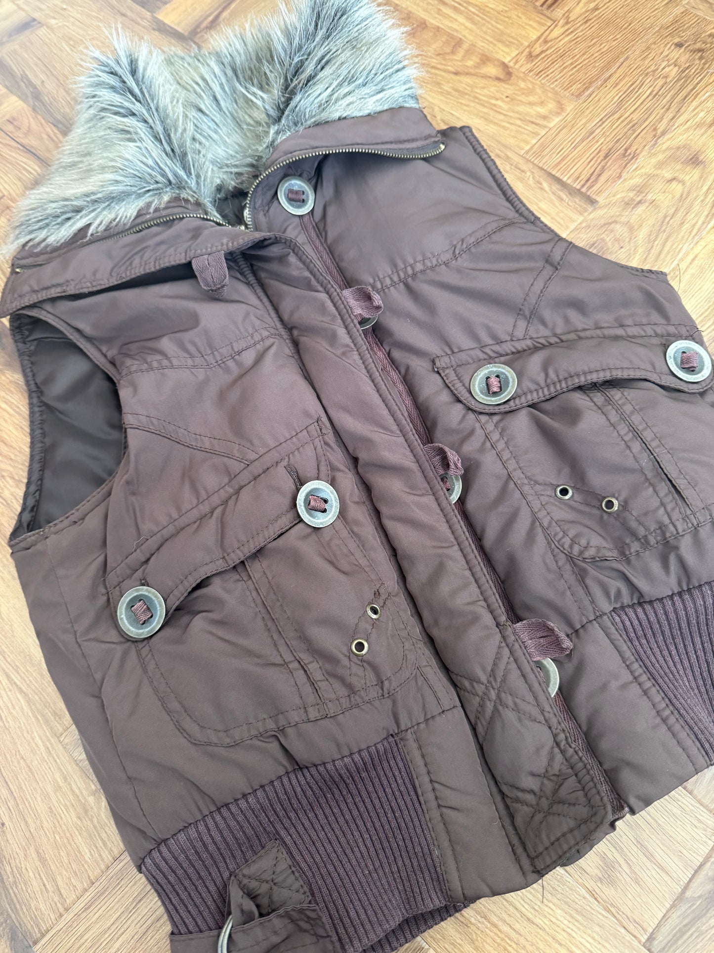 Y2K Gilet (UK10)