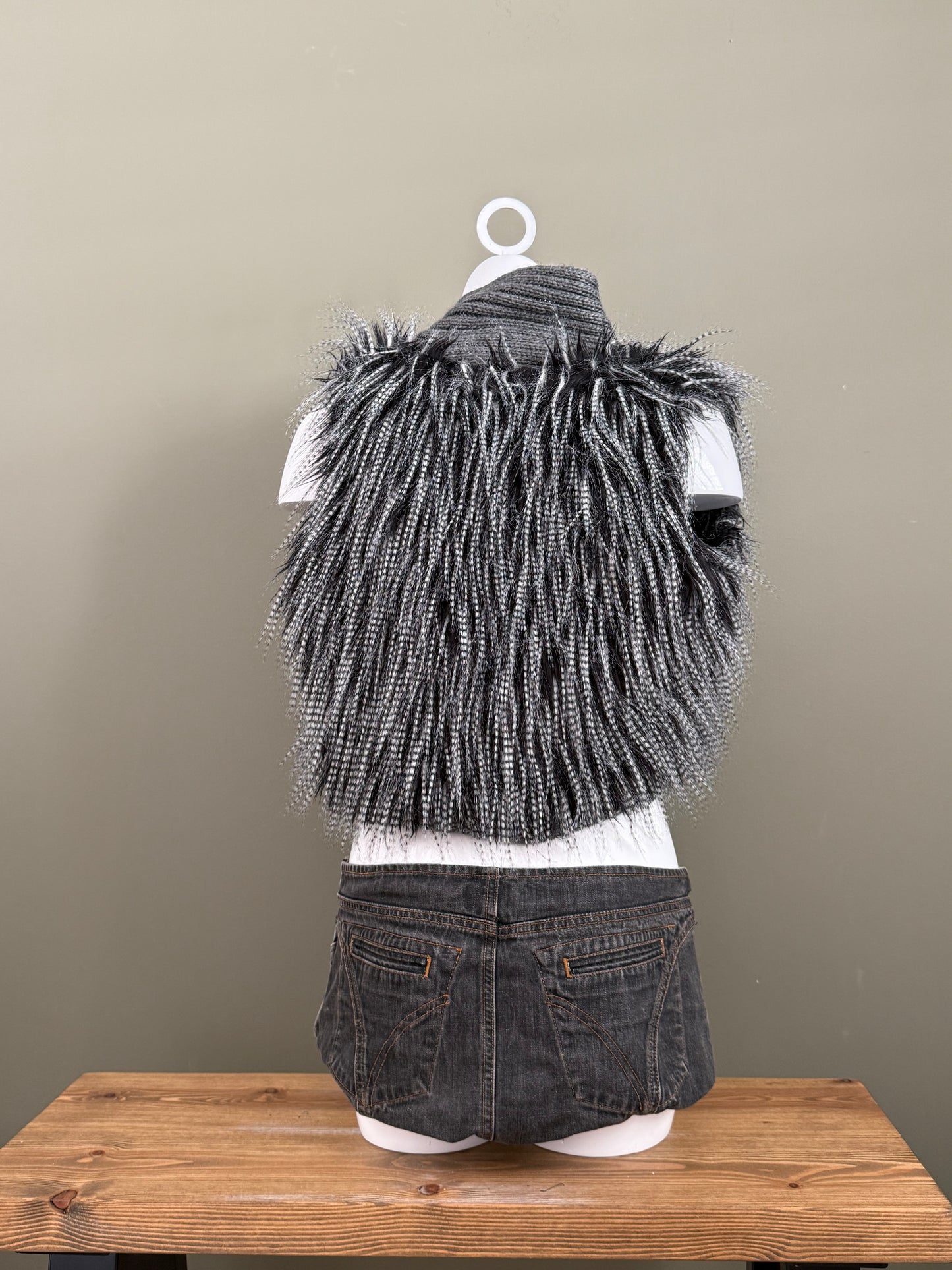 Cropped Faux Fur Bolero (L)