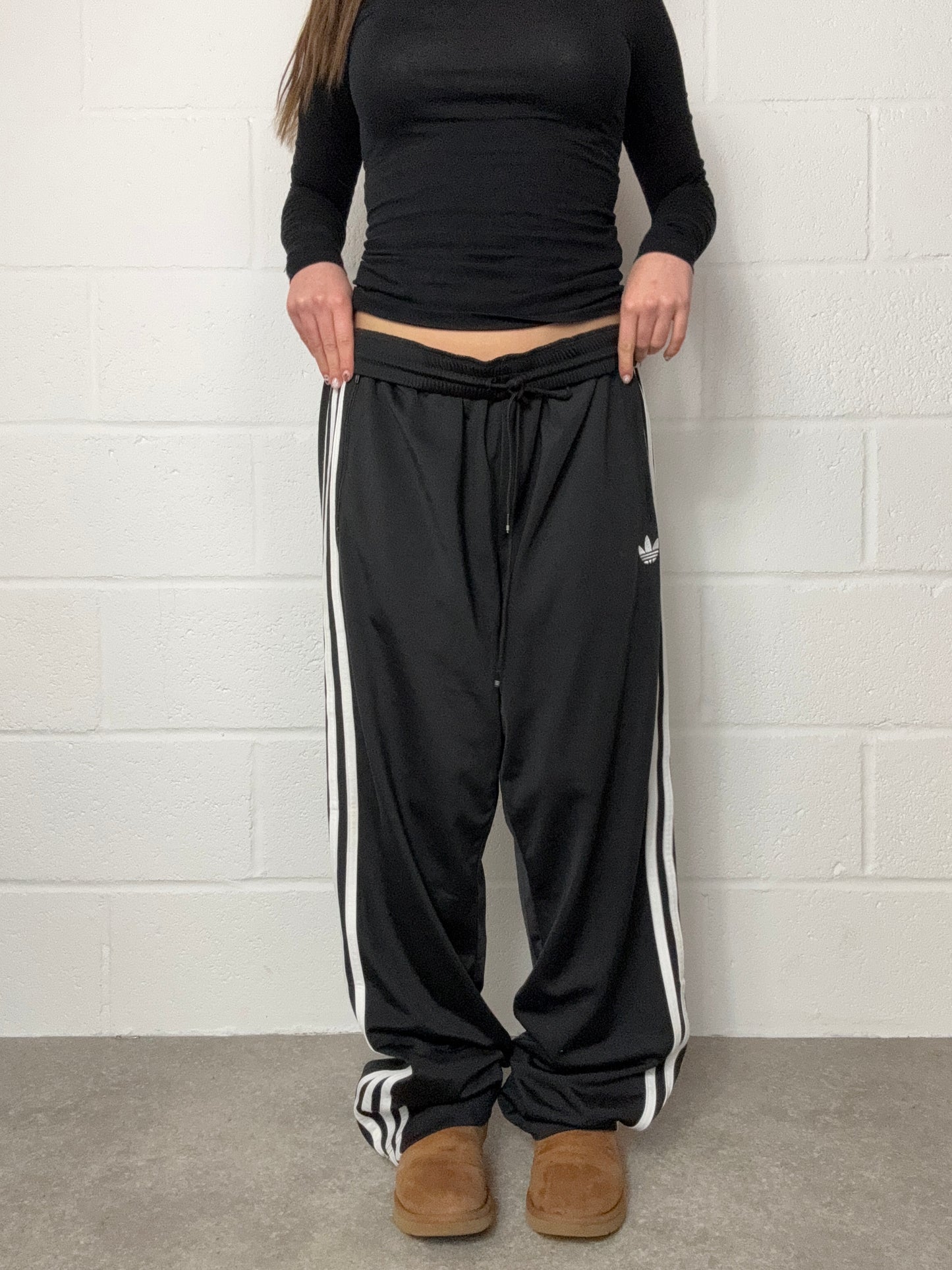 Adidas Tracksuit Bottoms (XL)