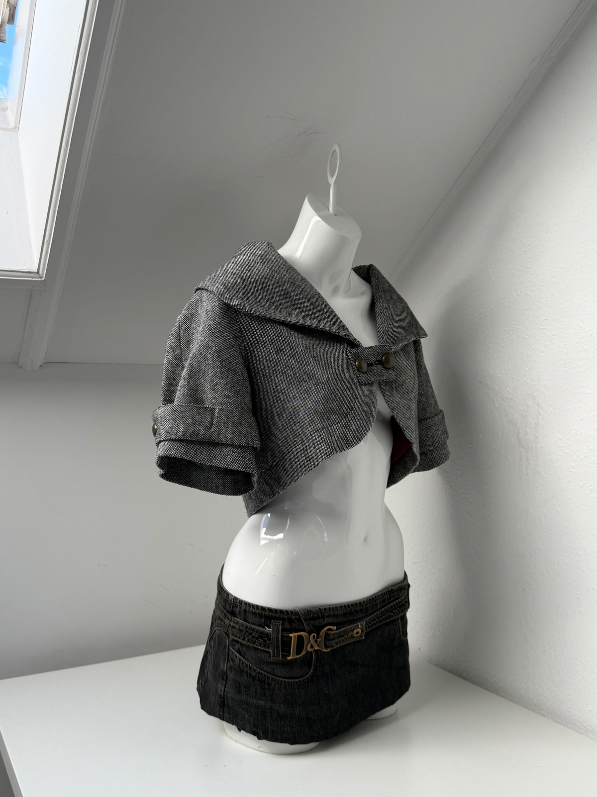 Guess Cropped Bolero/Jacket (M)