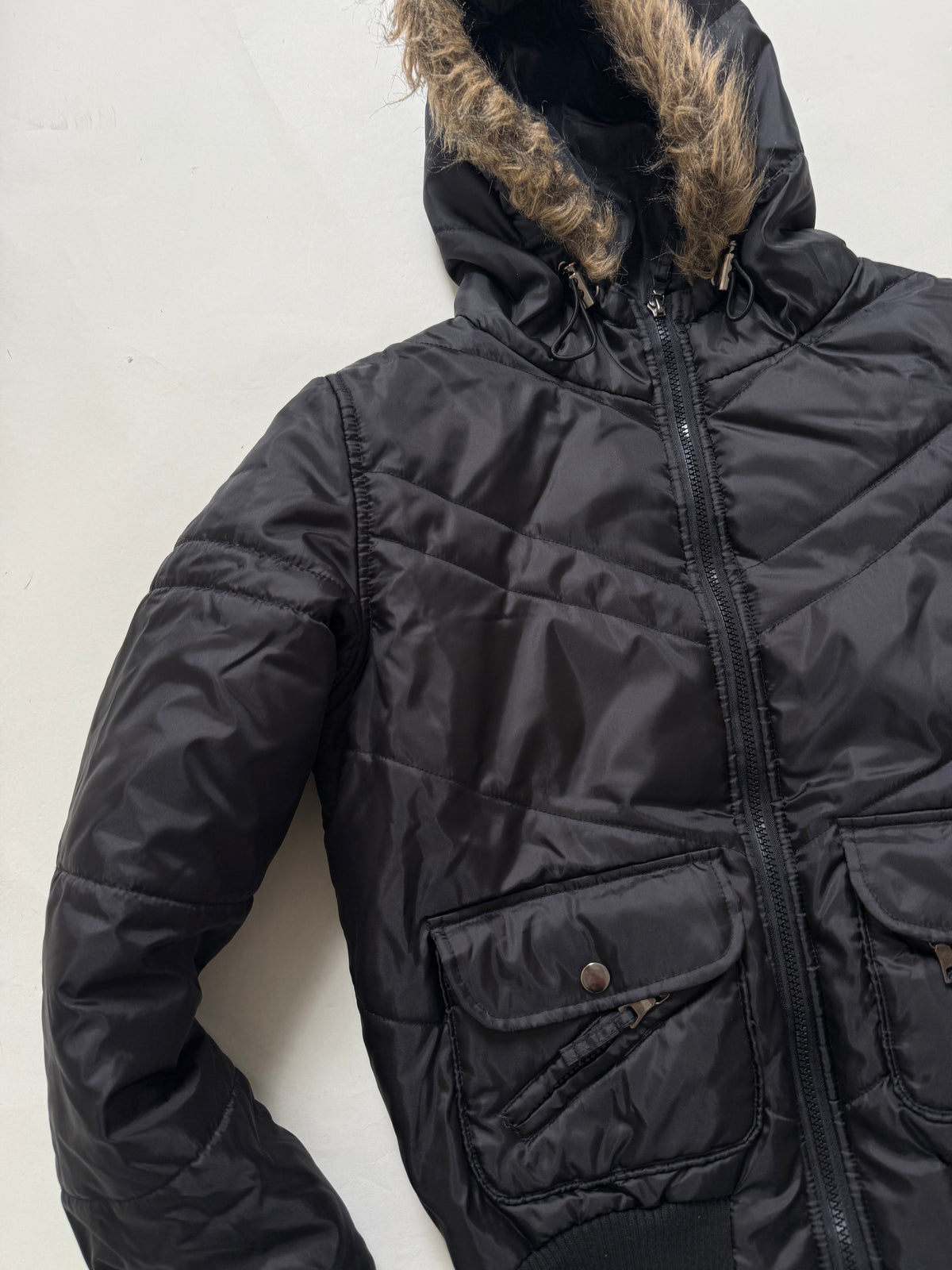 Y2K Puffer Jacket (M)
