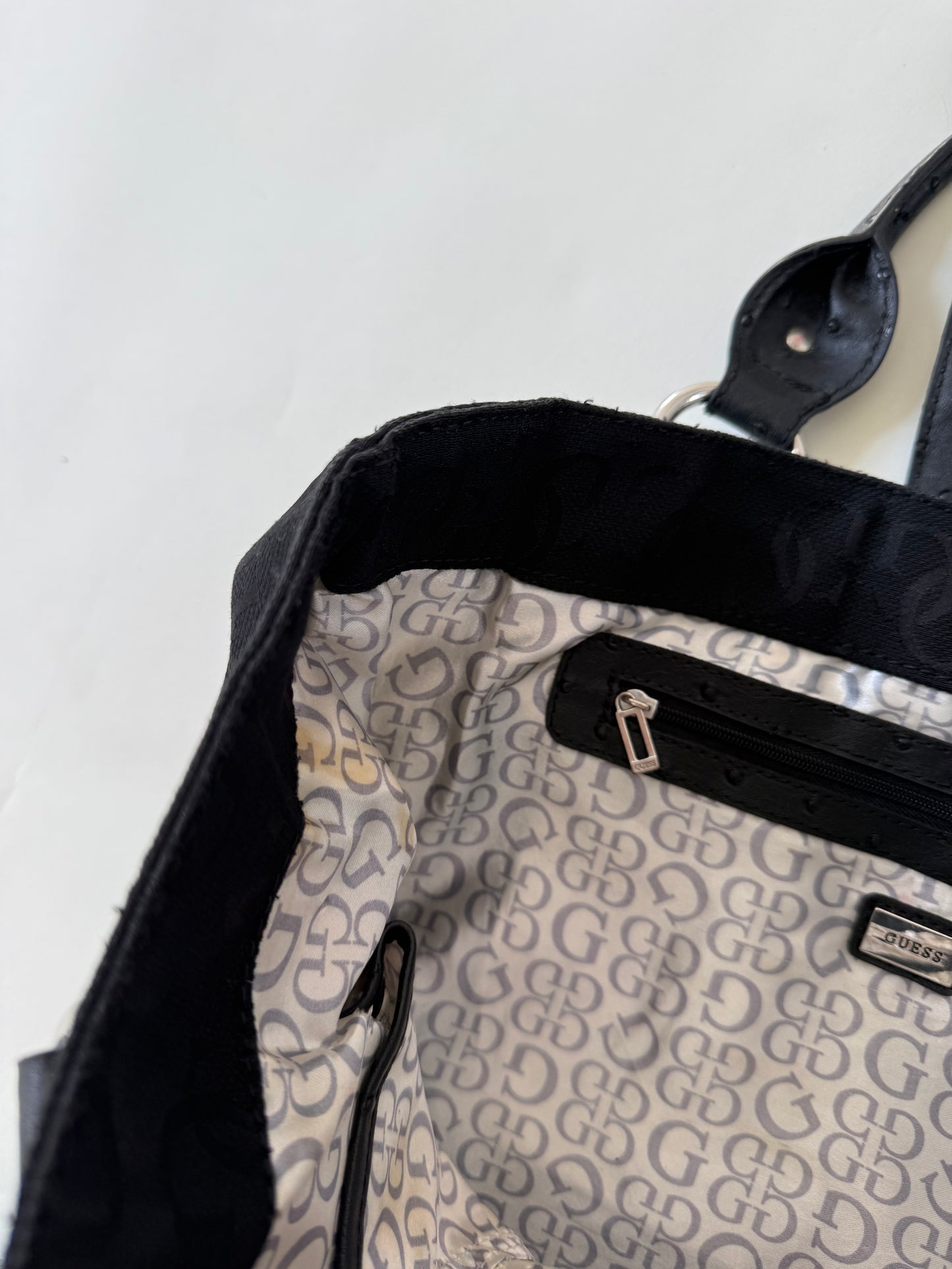 Guess Shoulder Bag