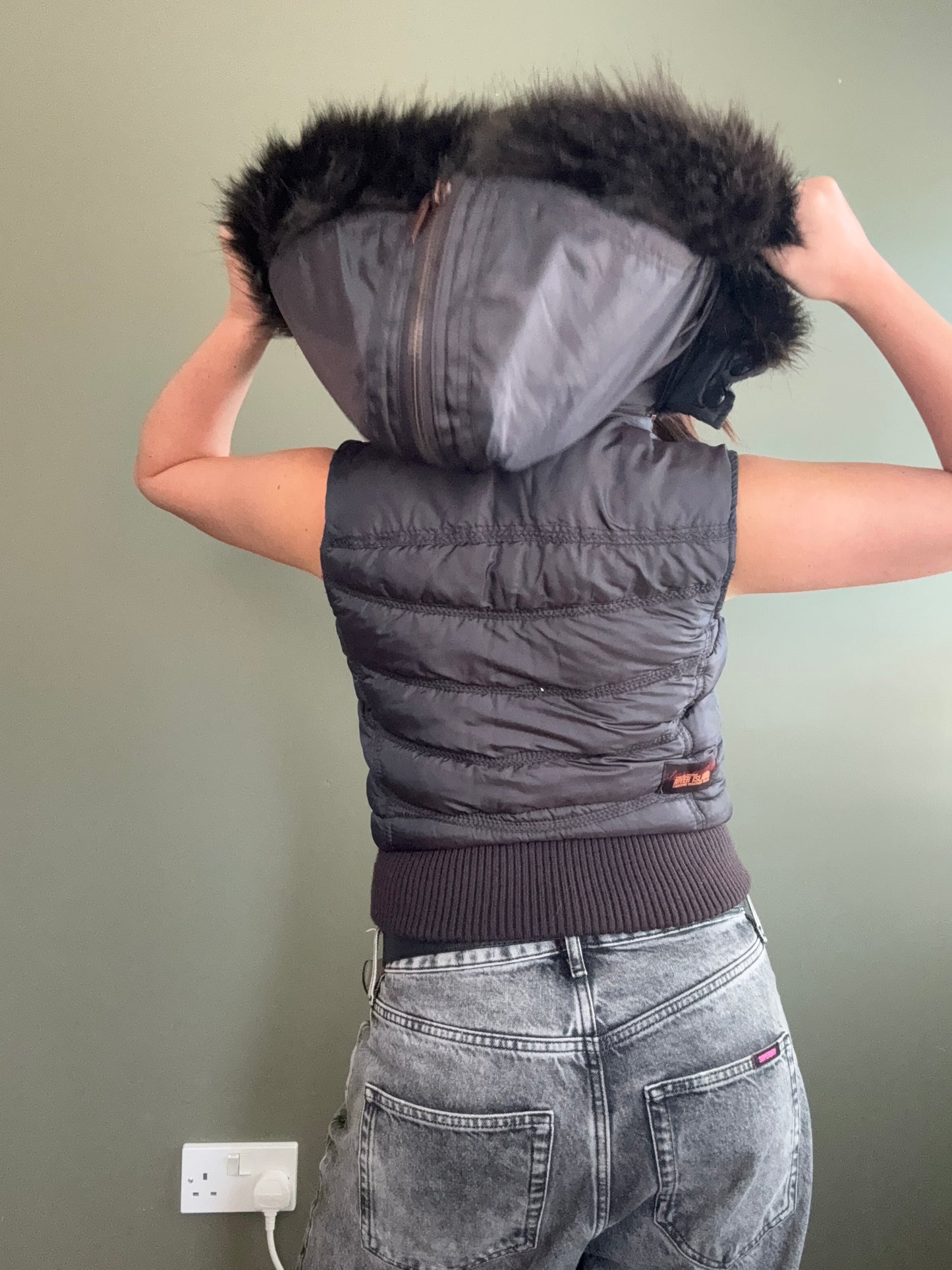Y2K Gilet (UK8)