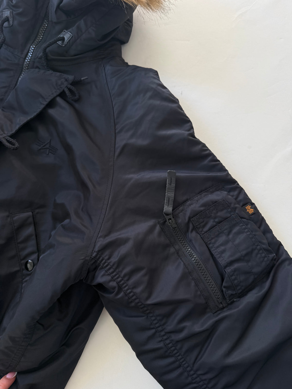 Alpha Industries Utility Bomber Jacket (L)