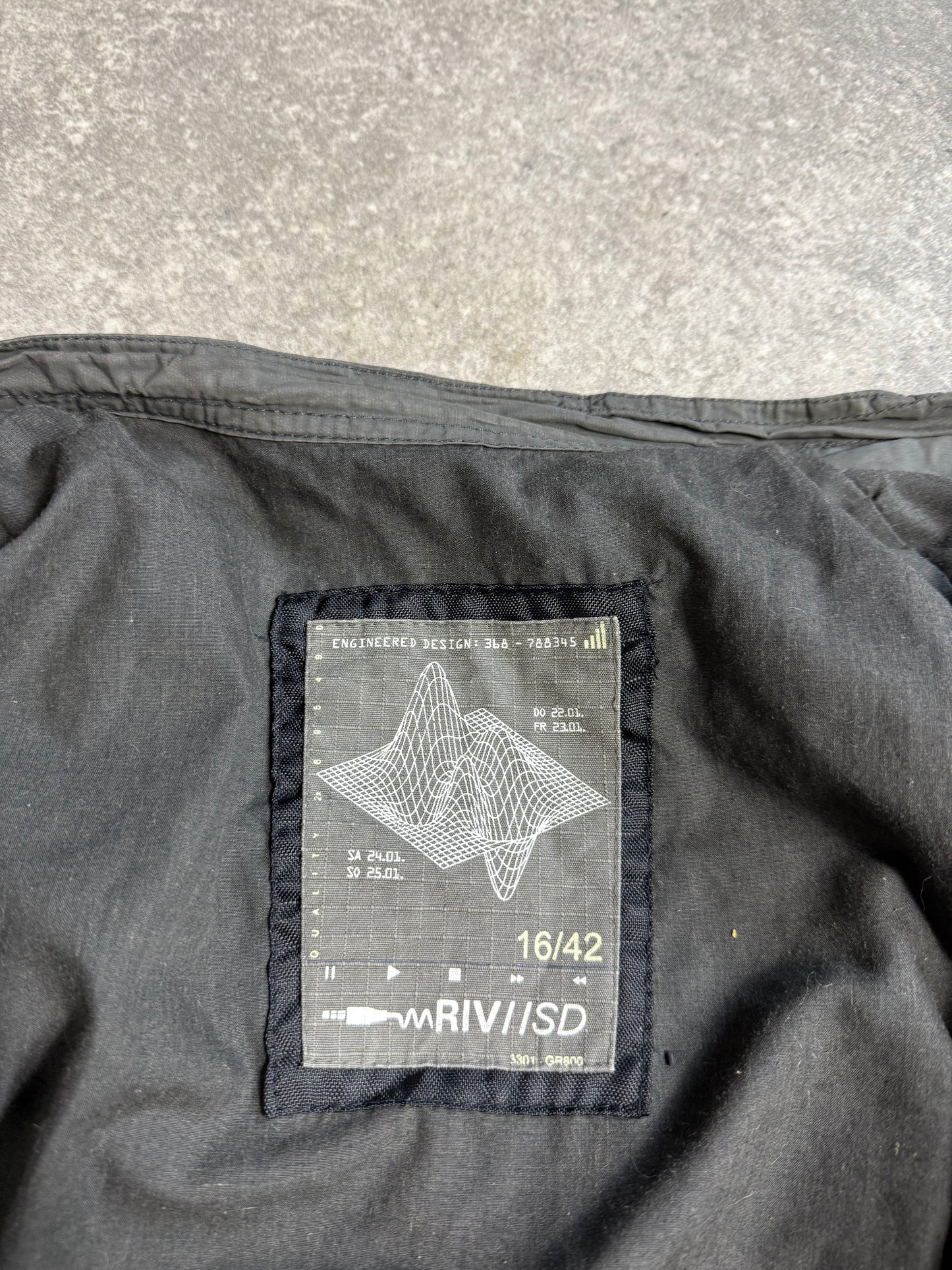 Fitted Utility Jacket (UK16)