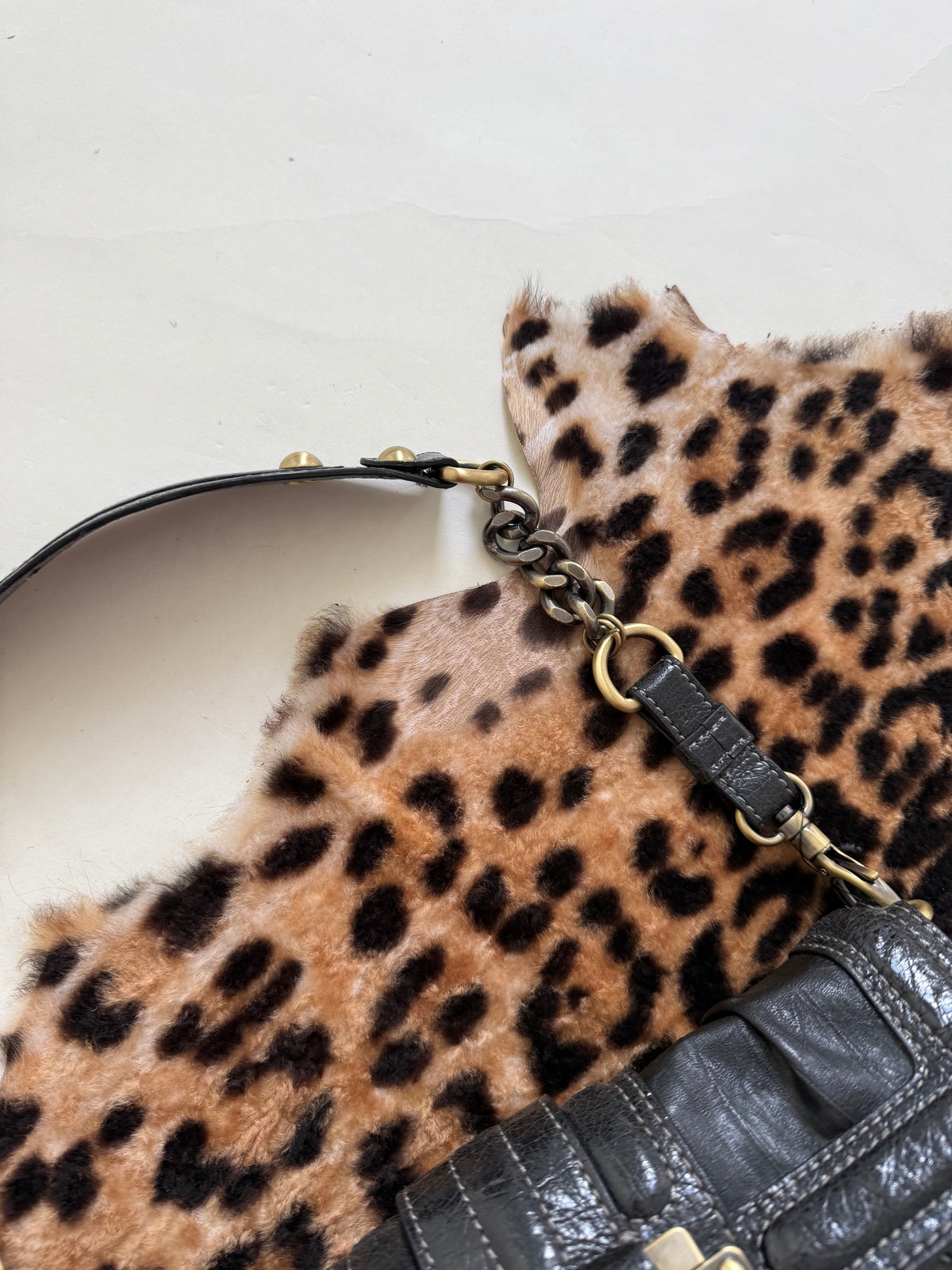 Y2K Guess Shoulder Bag