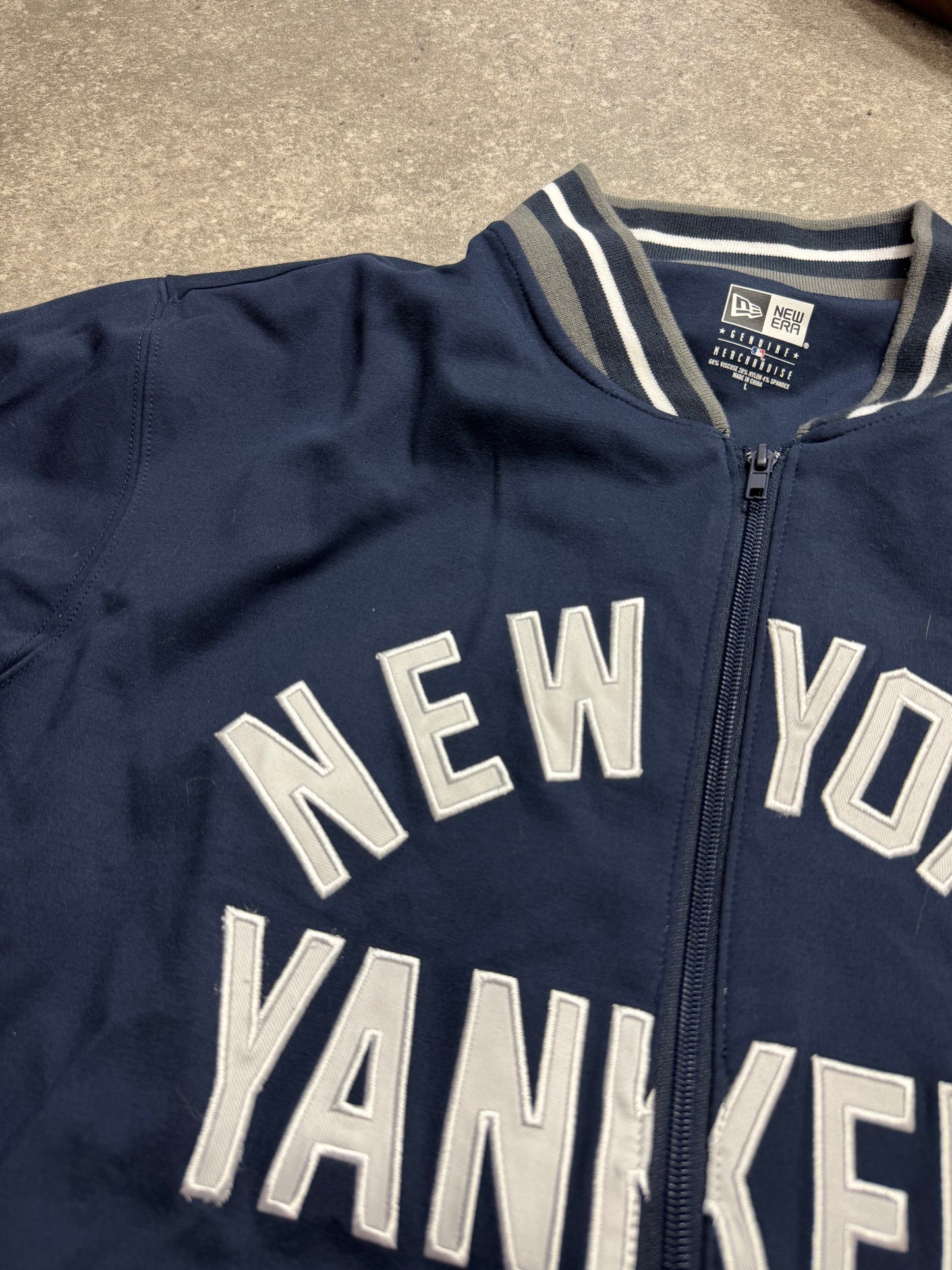 New Era Yankees Tracksuit Top (L)