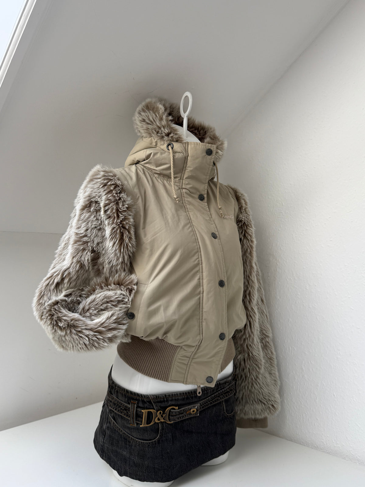 Bench Bomber Jacket (S)
