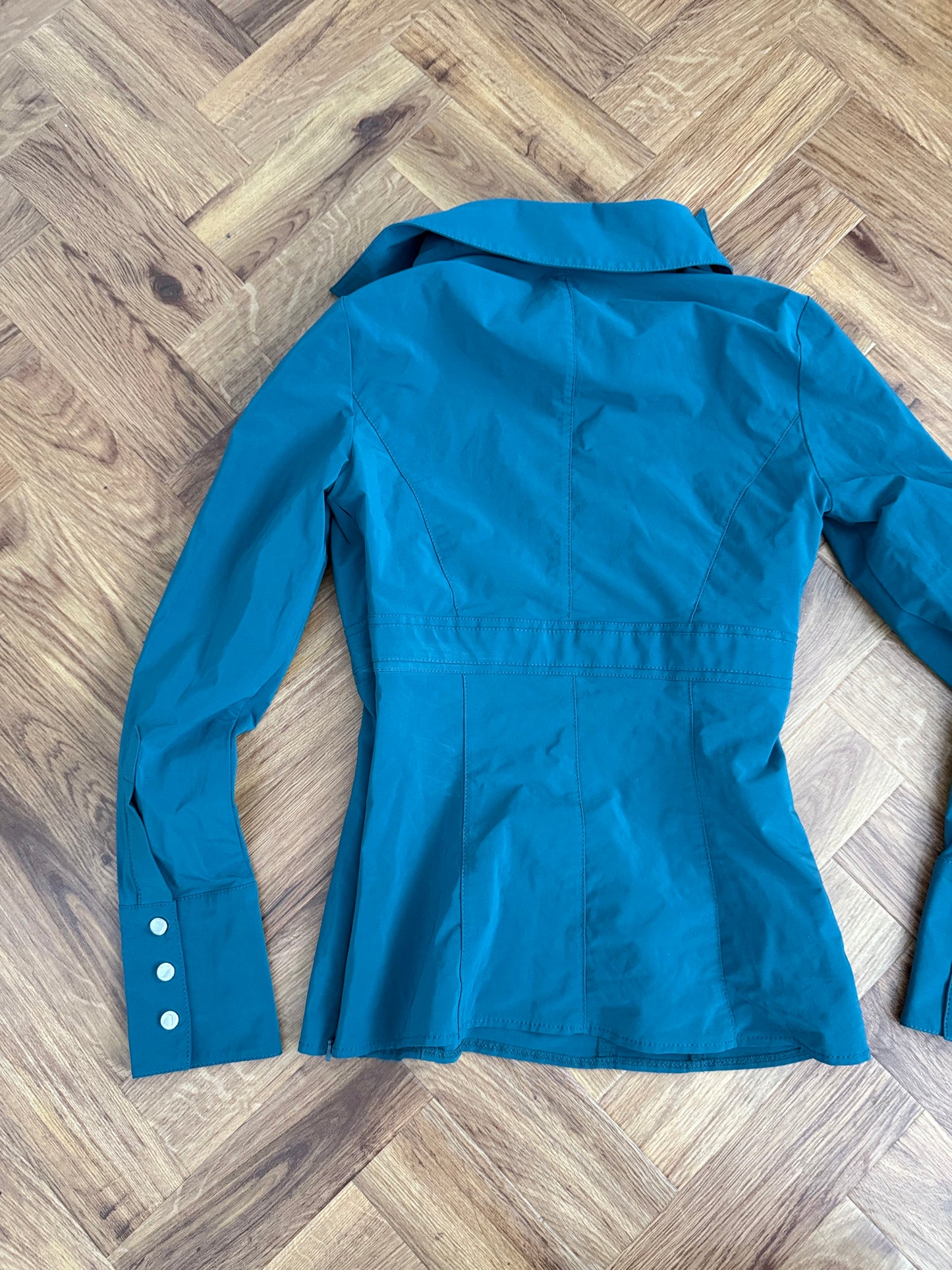 Karen Millen Fitted Slinky Shirt (UK6)